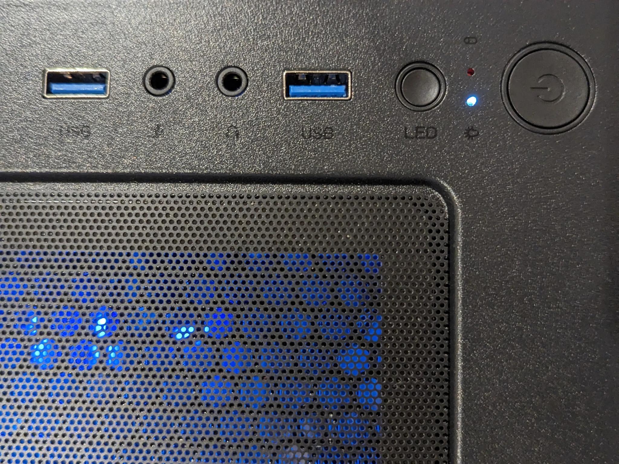 Ryzen 5 2600, RX 6600 Gaming/Streaming PC