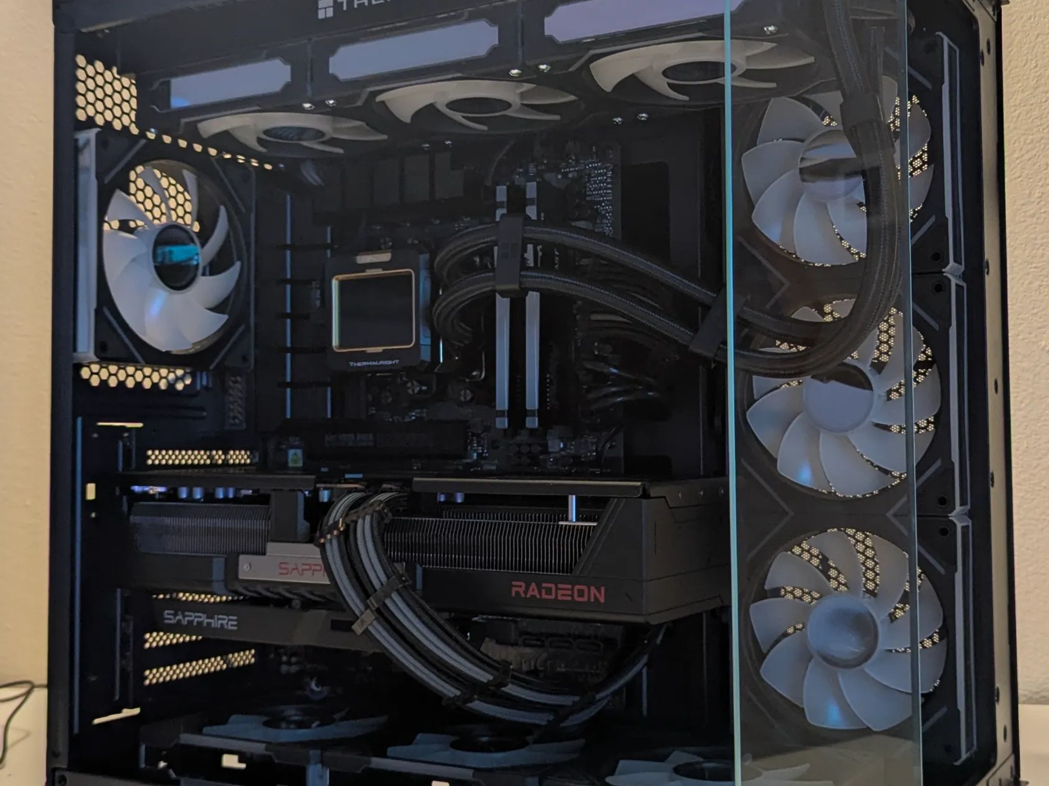 🔥 Ultimate Gaming PC - |RX 9070XT 16GB| RYZEN 7800X3D| 32GB DDR5 | 2TB SSD| 360MM AIO|