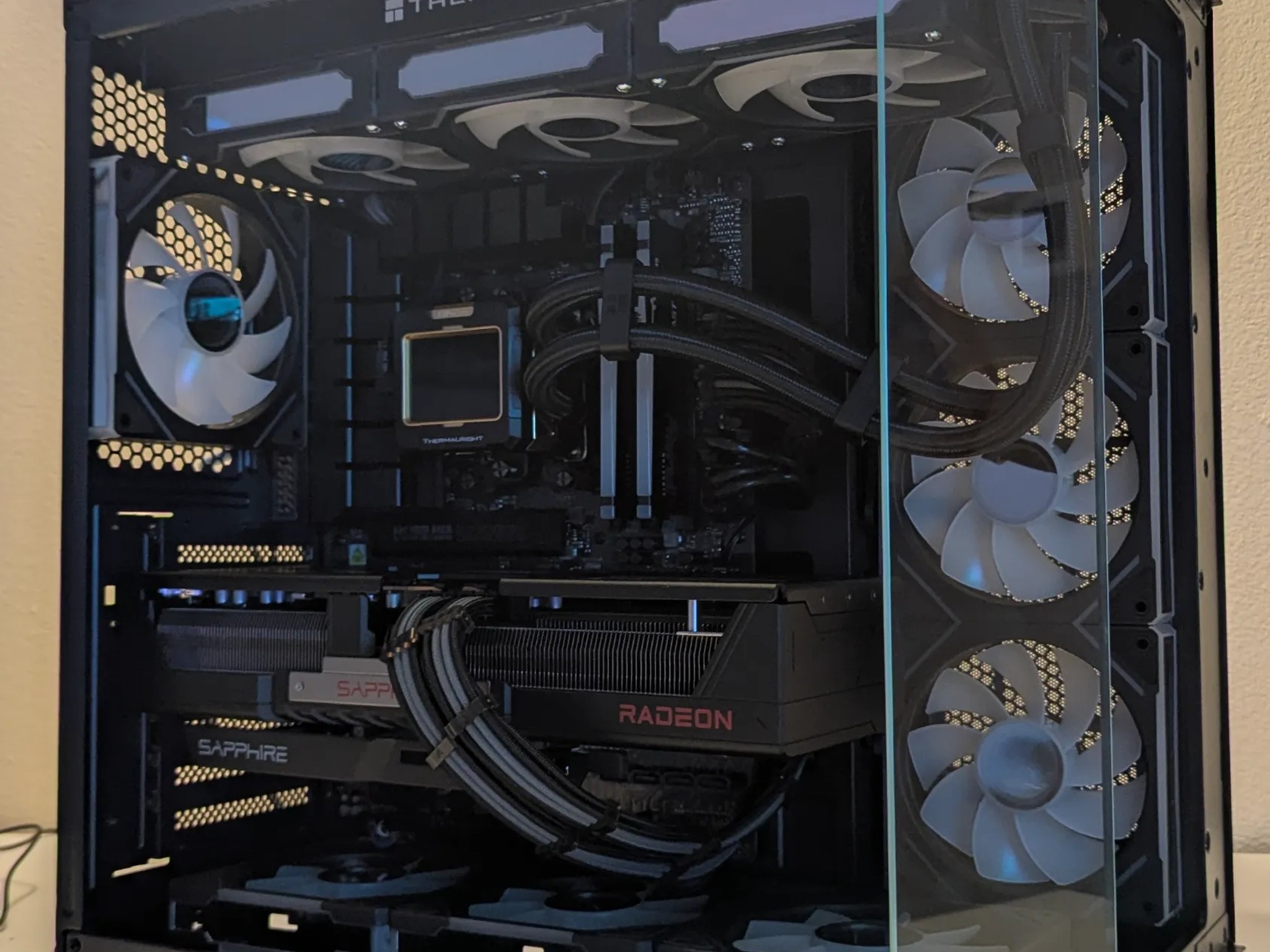 🔥 Ultimate Gaming PC - |RX 9070XT 16GB| RYZEN 7800X3D| 32GB DDR5 | 2TB SSD| 360MM AIO|