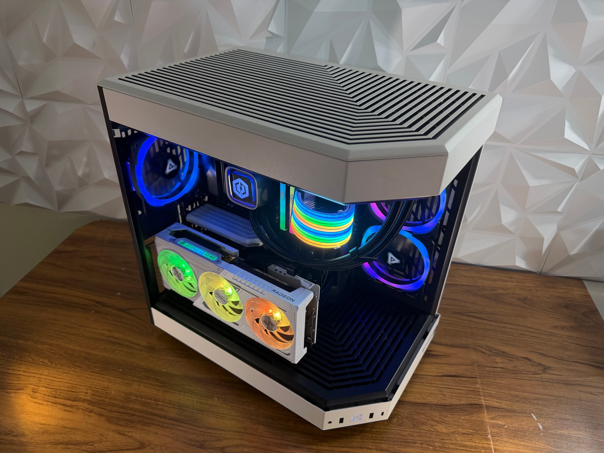 🐼|i9-13900KF | RX 9070 XT | 32GB DDR5 | 2TB SSD| Windows 11 Pro "PANDA MACHINE" 🐼