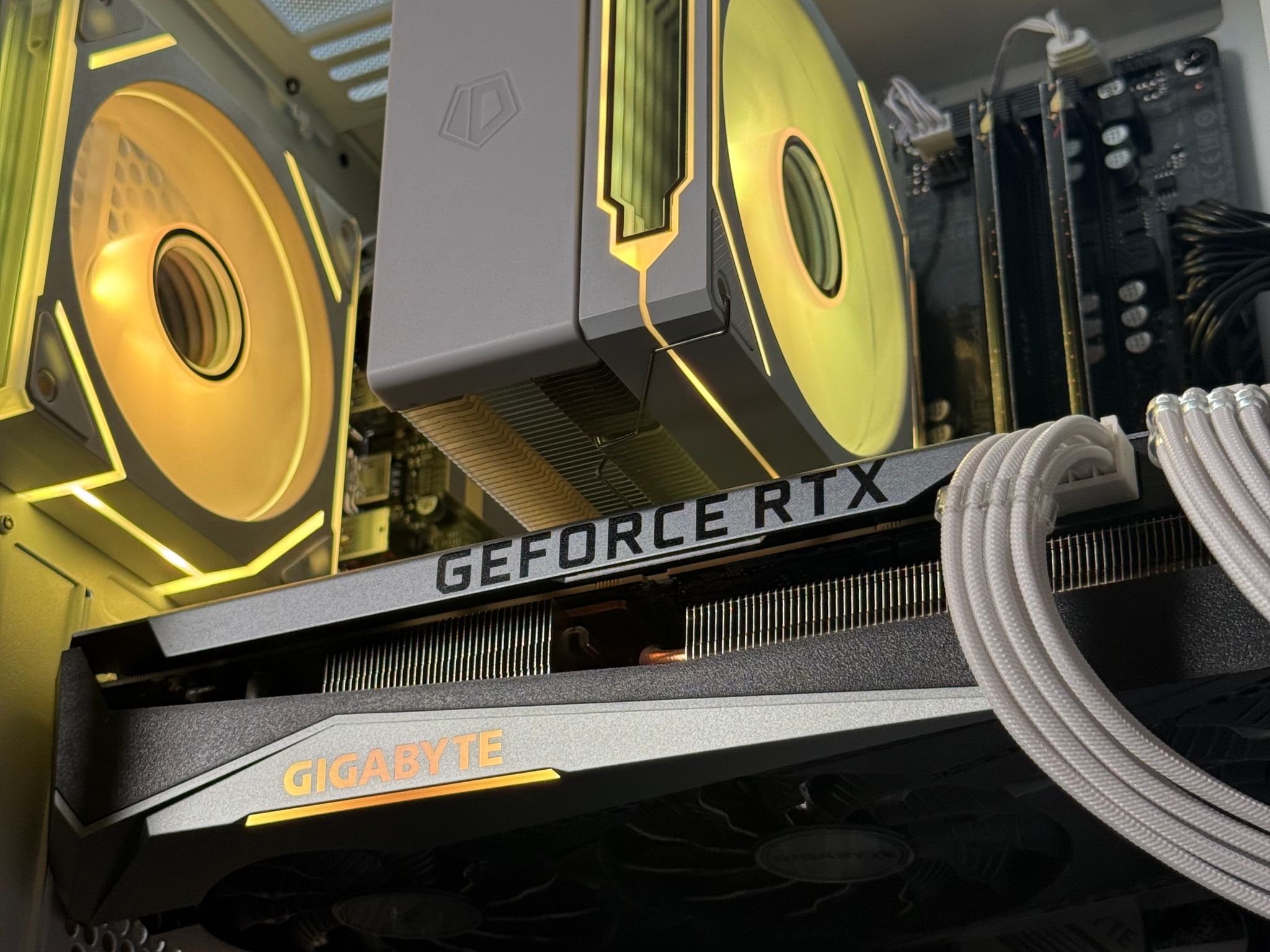 Pristine Gaming PC | RTX 3070 Ti | Ryzen 7 3700x | 16GB DDR4 | 1TB | Windows 11