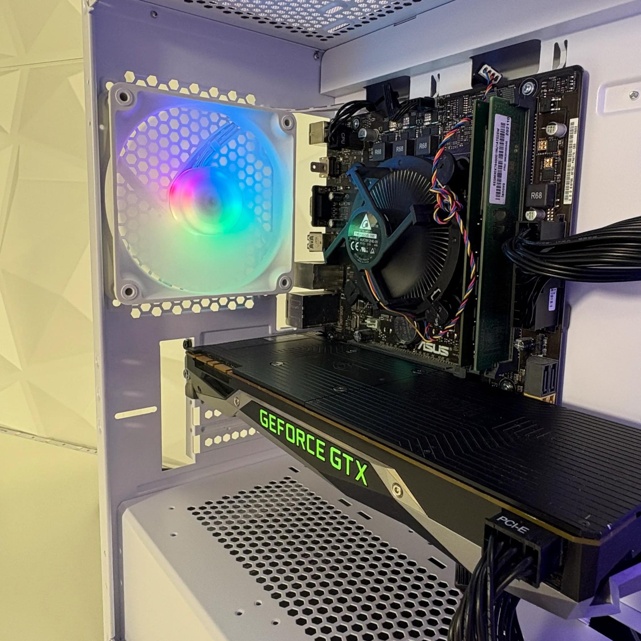 🥶🧊//ICEBERG V3// - Intel Core i5, GTX 1070 8GB, 16GB, 480GB SSD🥶🧊