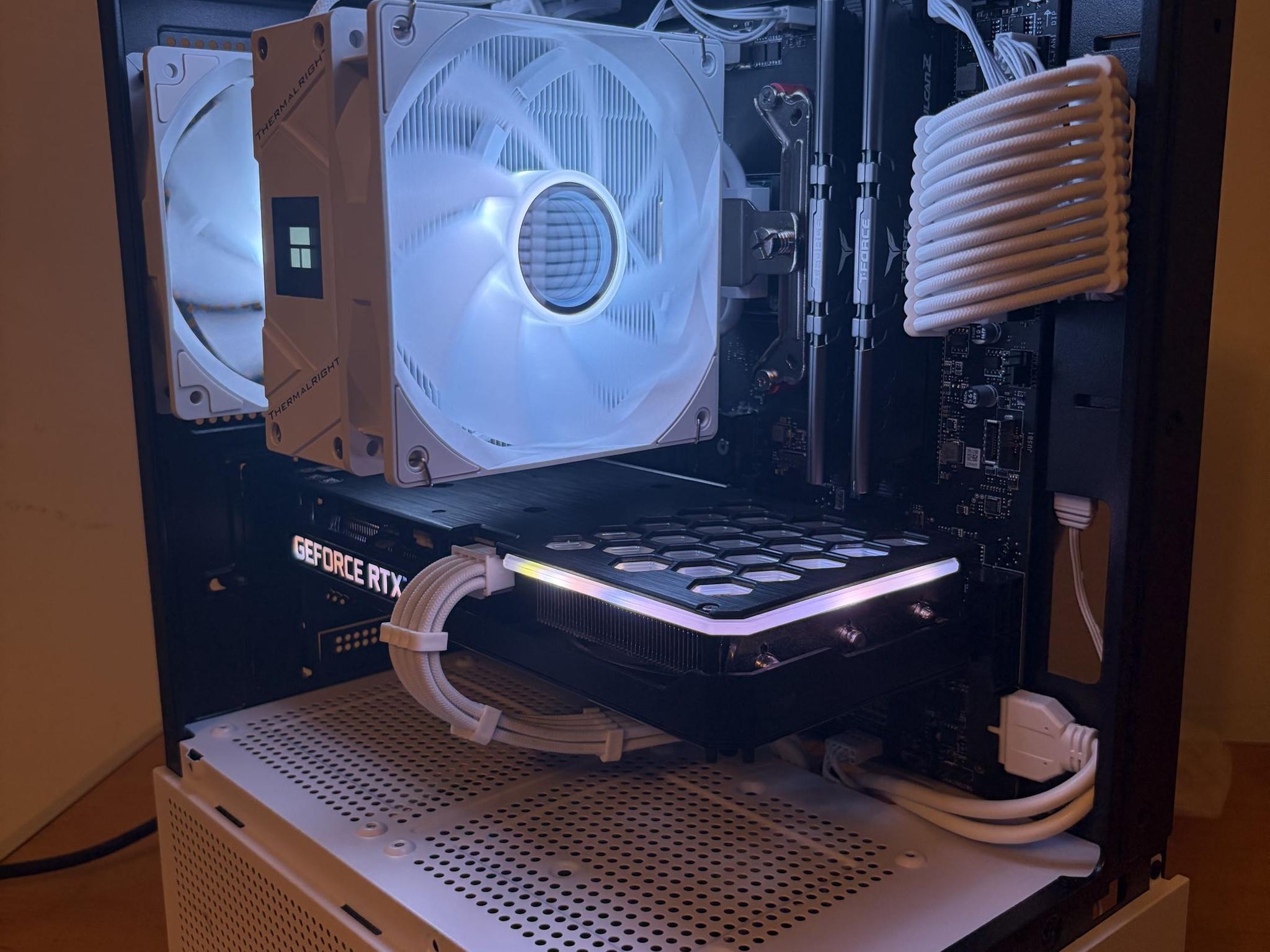 🤍⚫ White & Black Gaming PC | RTX 3060 Ti | Ryzen 5 5500 | 16GB DDR4 3200 CL16 ⚫🤍