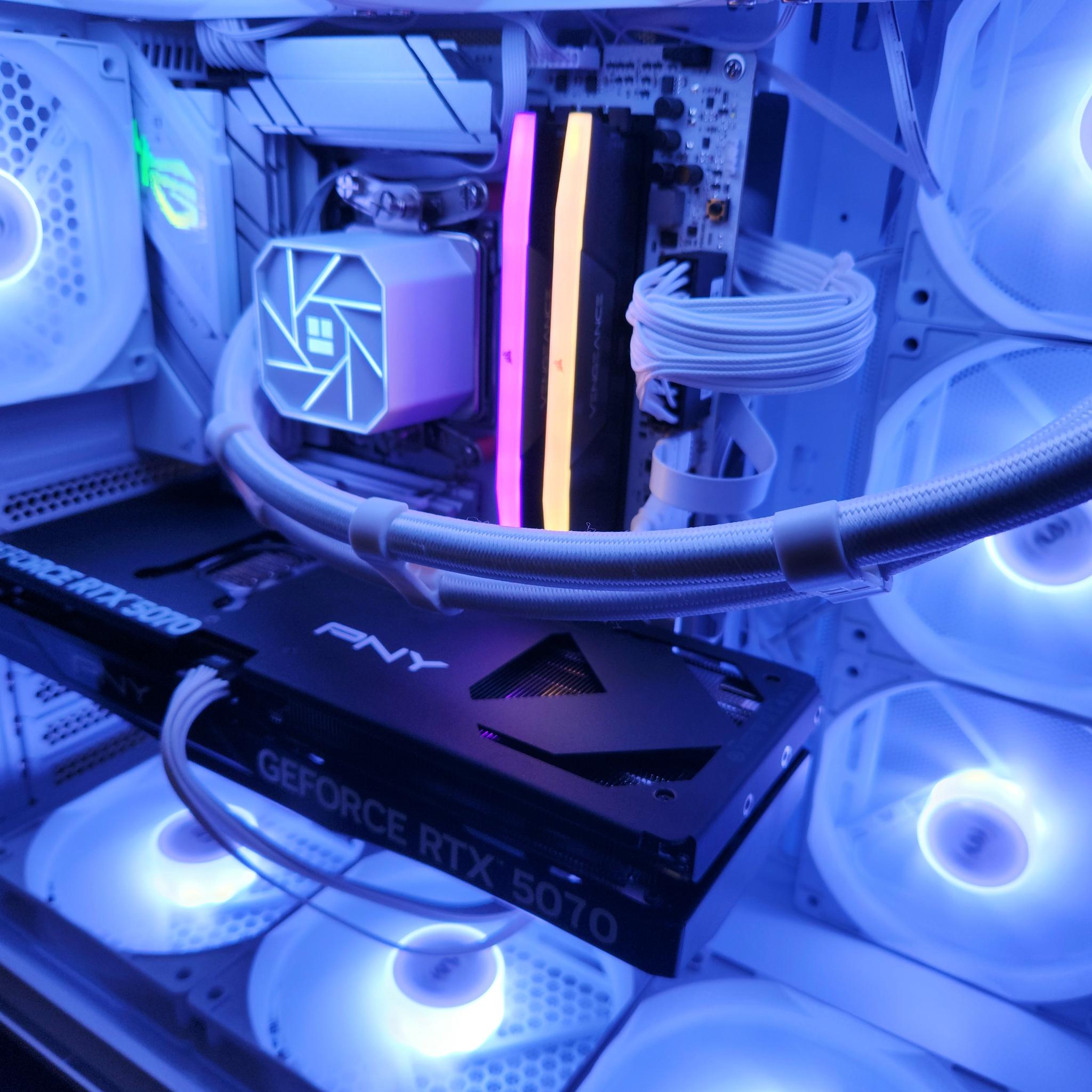 "Ymir The Frost Giant" | RTX 5070 | Ryzen 5 7600X3D | 32GB DDR5 | 2Tb SSD | WIFI+BT