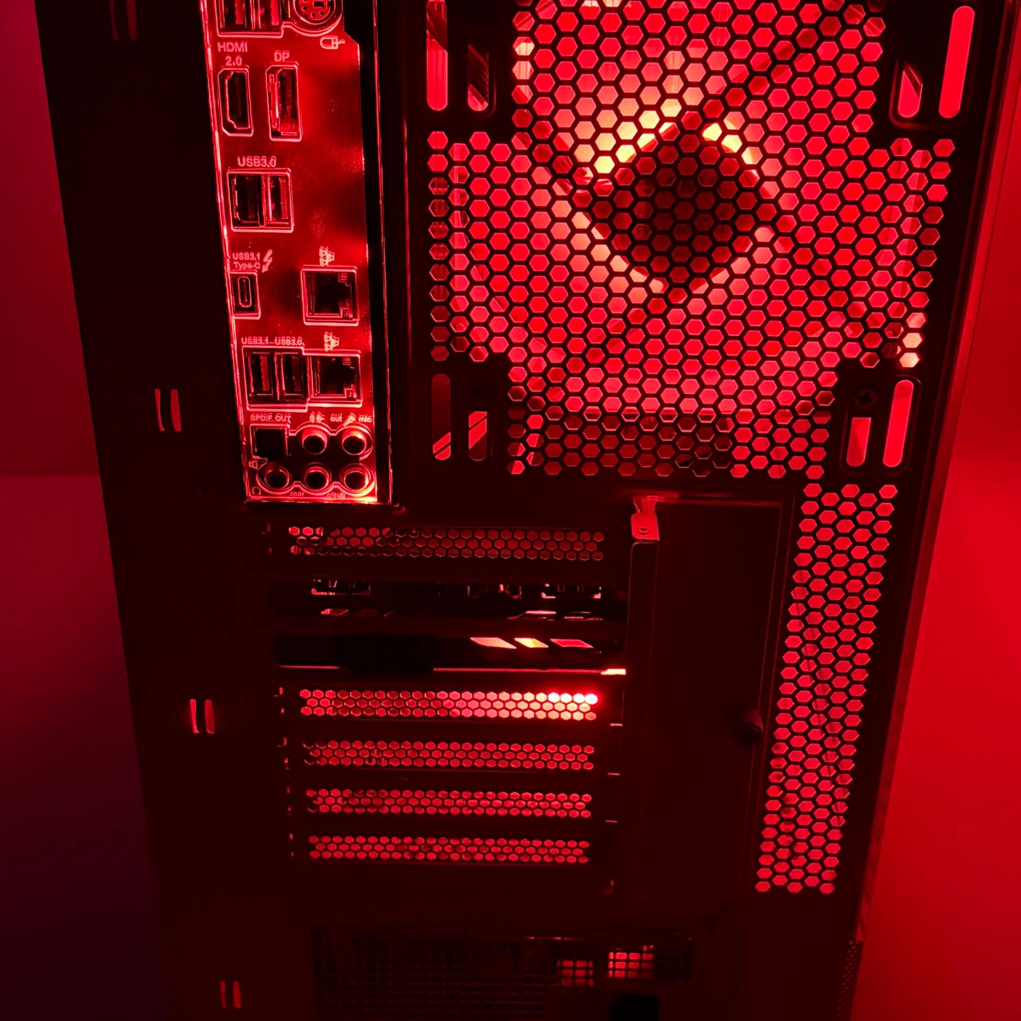 White- 1070 ti, 16 gb ddr4-3000, intel i5- 6500