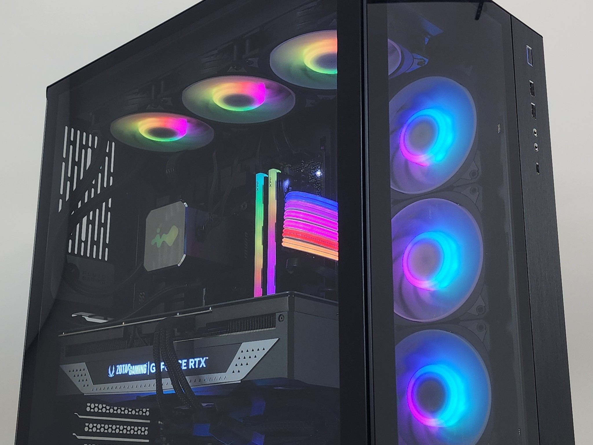 Gaming PC Ryzen 7 9800X3D 32GB RAM 2TB SSD RTX 4070 Ti SUPER 16GB Win11 Computer