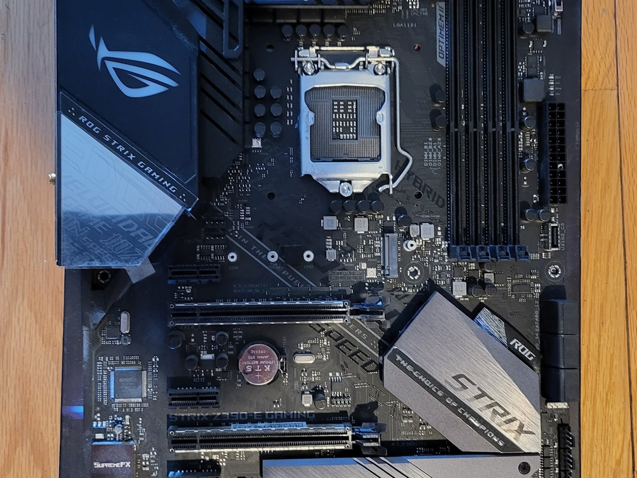 ASUS ROG Strix Z390-E Gaming LGA1151 (Intel 8th & 9th gen) - Please see description