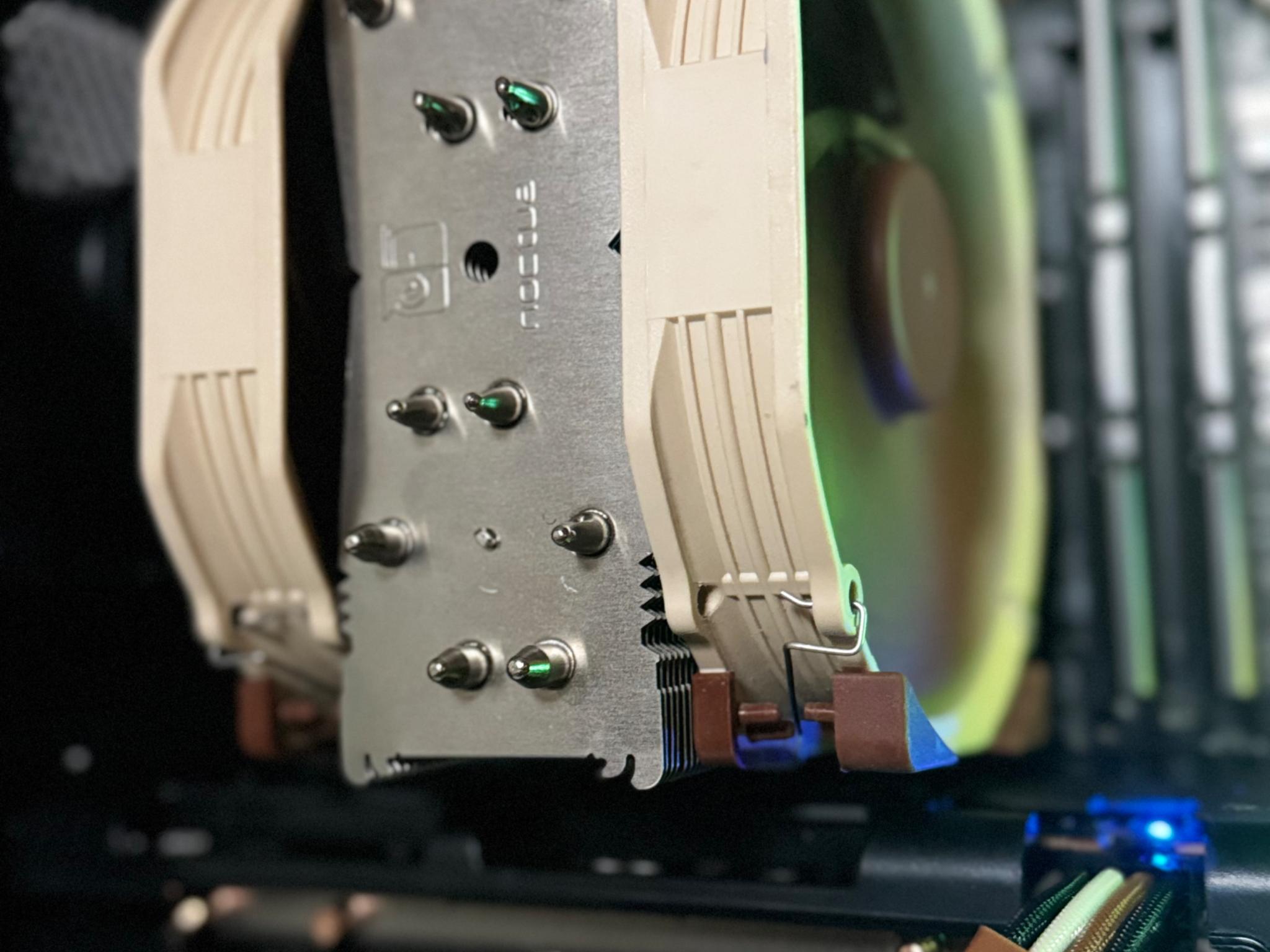 🦉🏴DARKNIGHT🏴🦉| RYZEN 7 2700X | RX 5500XT | 32GB DDR4 | 1TB SSD | BT+WIFI | **NOCTUA EDITION**