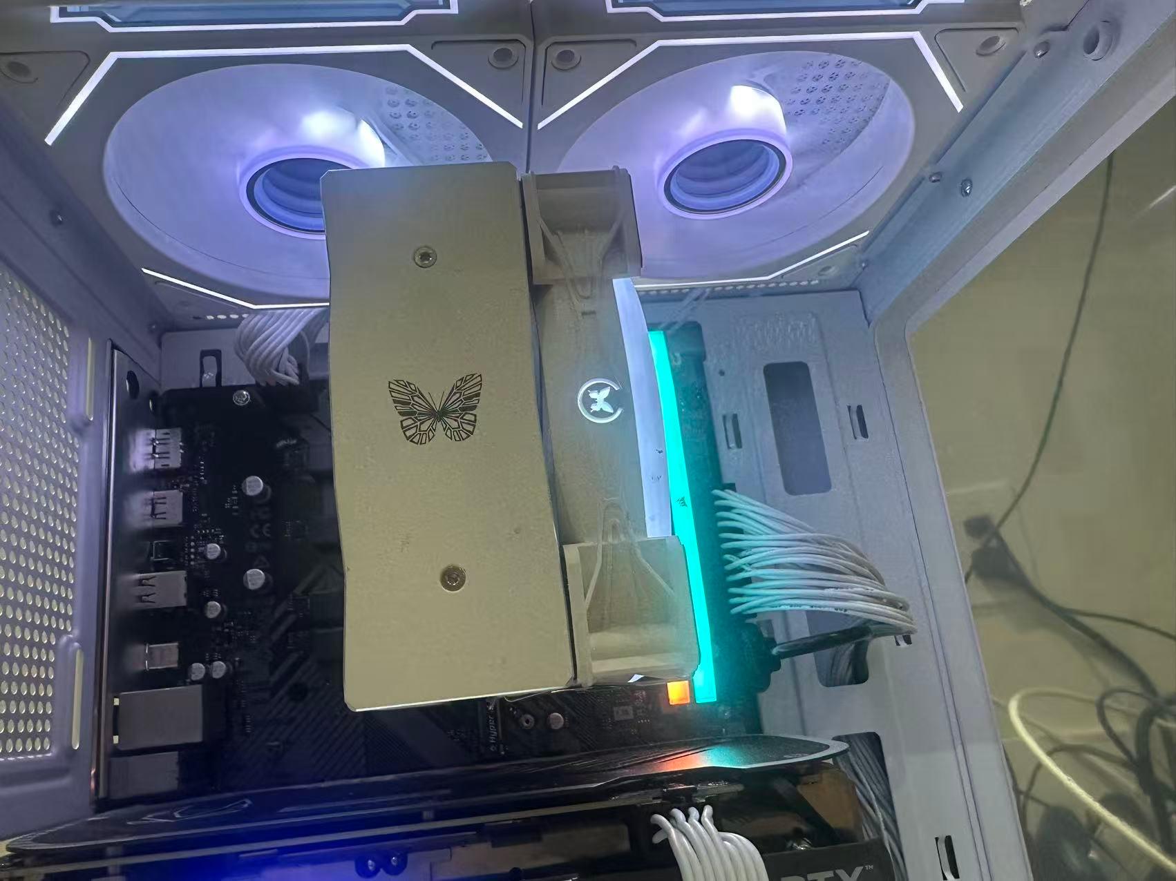 GeForce RTX 4060 Ti Custom Gaming PC - Ryzen 5 8400F Corsair 32GB ddr5
