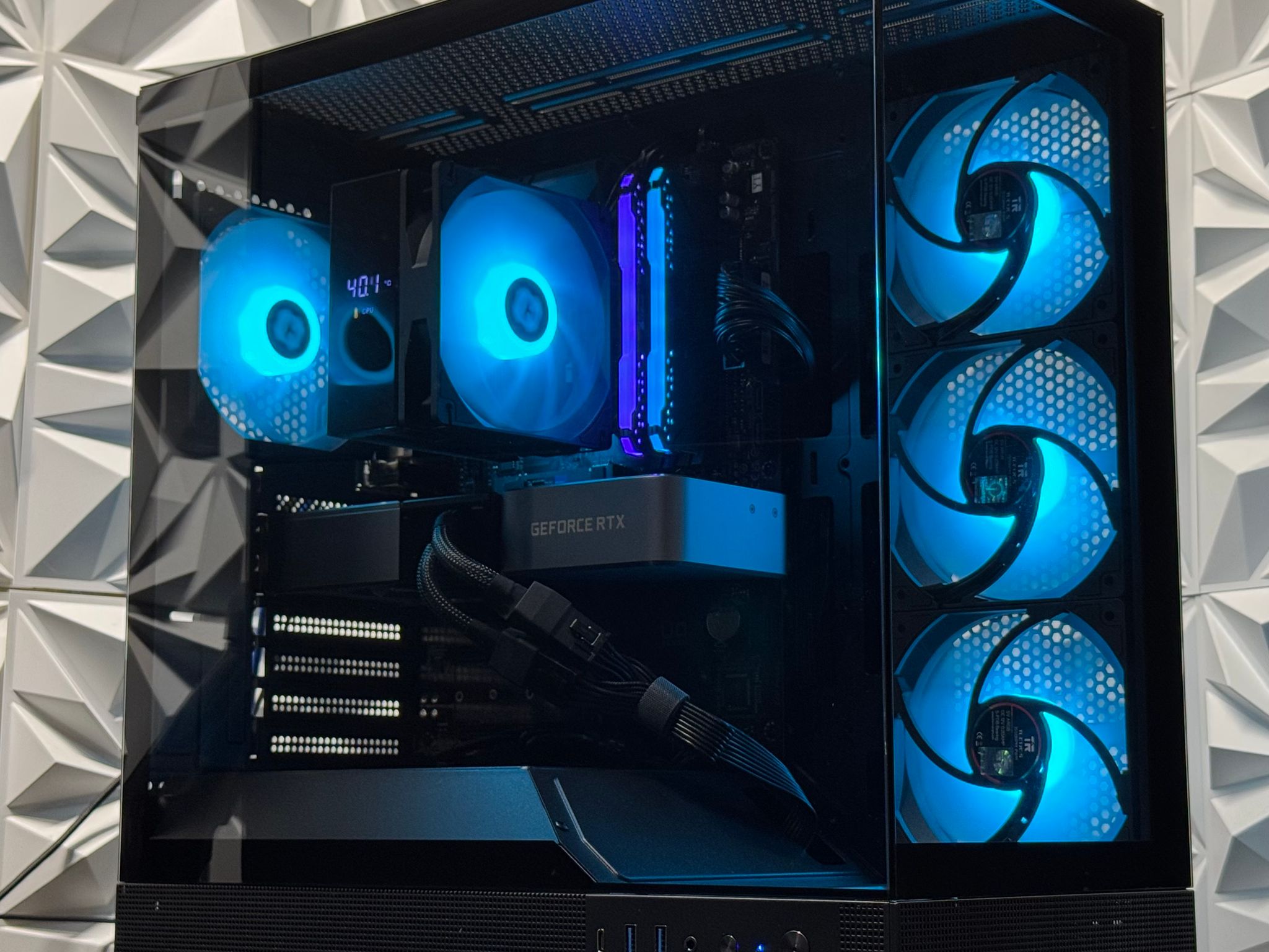 RTX 3070 Ti / Ryzen 7 5800x / 32GB DDR4 Ram / 1TB SSD / Gaming pc / creator pc /