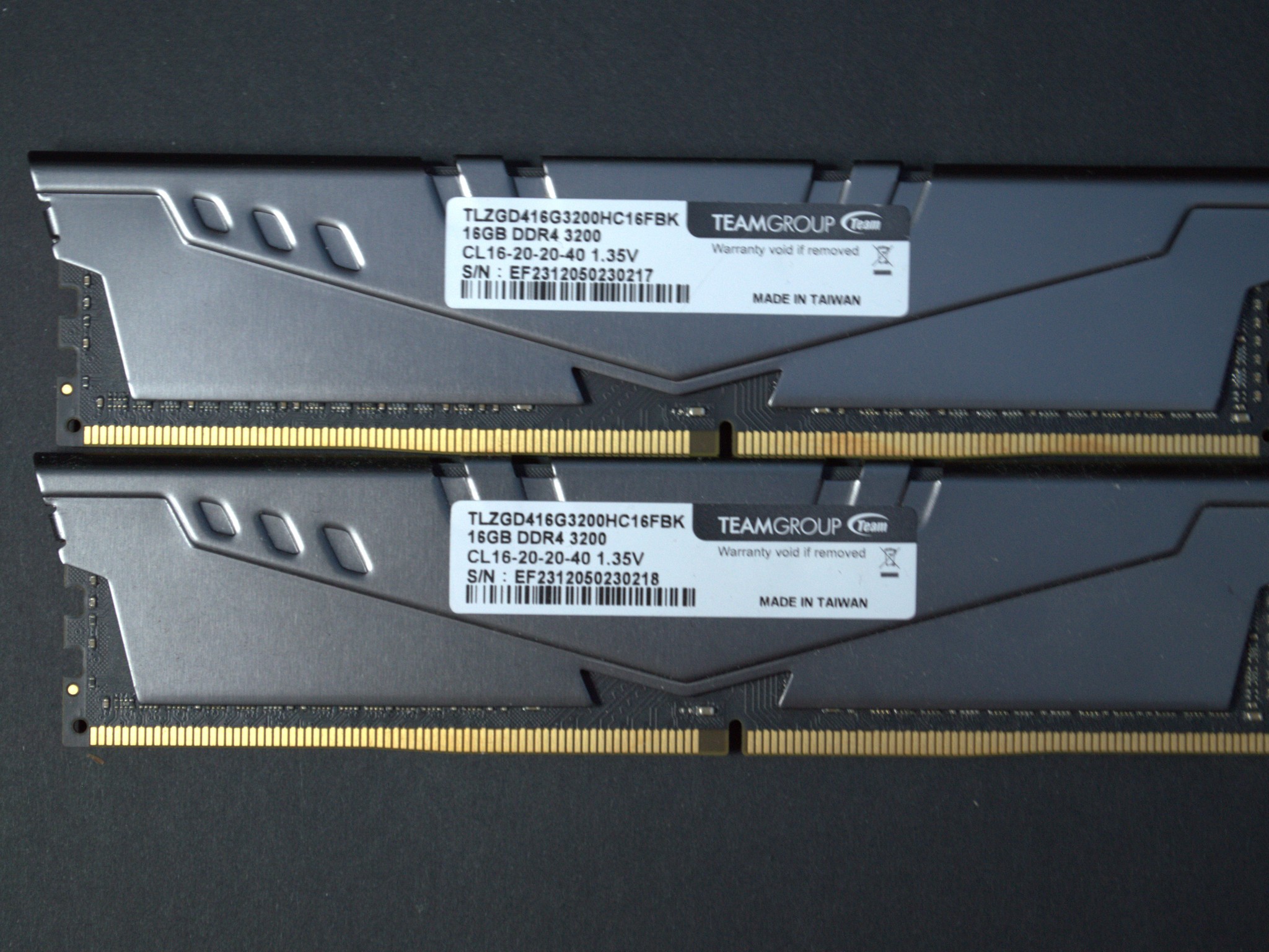 TEAMGROUP T-Force Vulcan Z 32GB (2×16GB) DDR4 3200MHz CL16 Gaming RAM – Works Perfectly