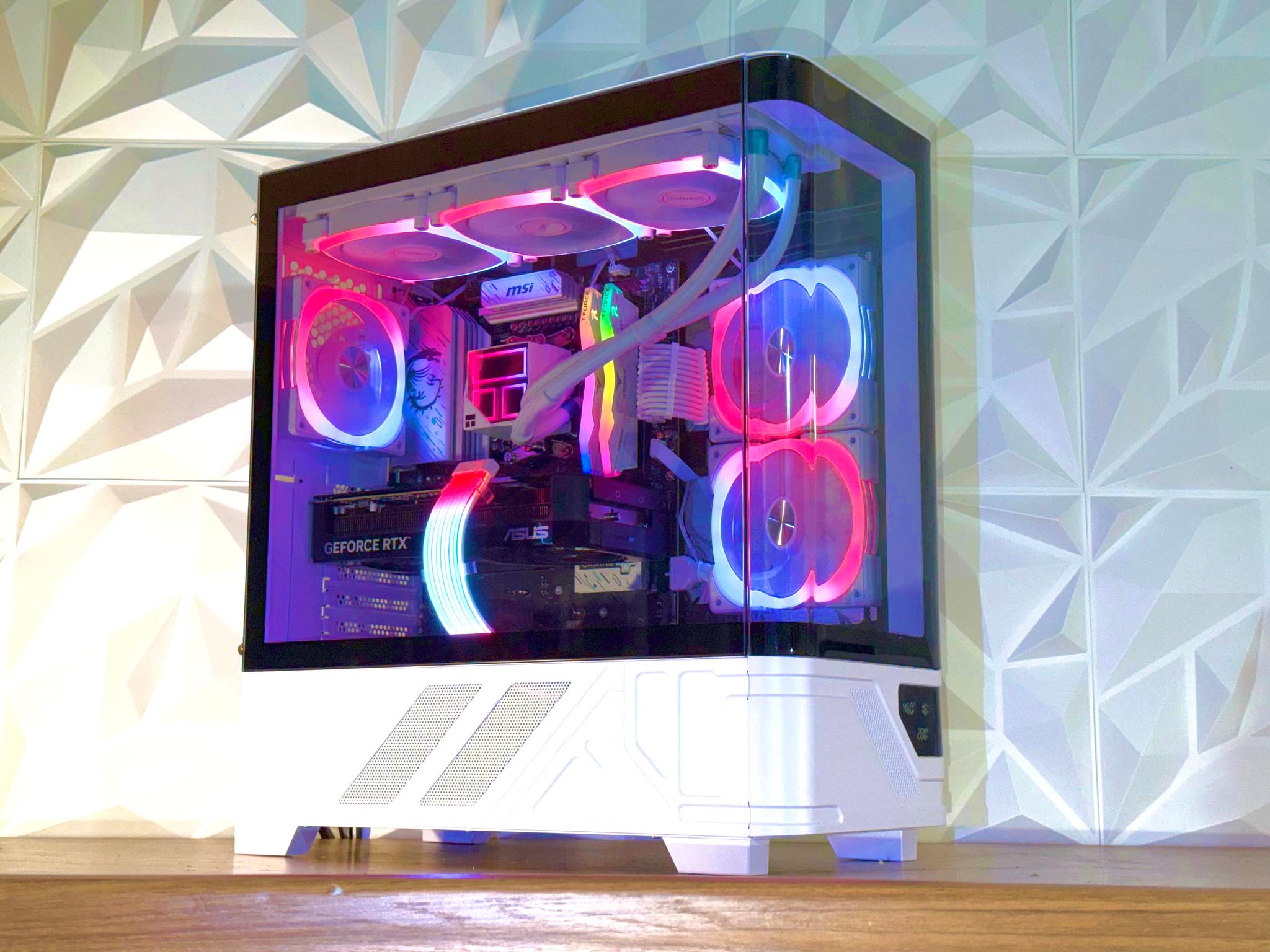 ❄️Ryzen 7600X3D + 9070XT/RTX 5070 |DDR5| 1TB SSD | Windows 11 Pro ❄️ “AURORA CUBE” LCD Showcase PC