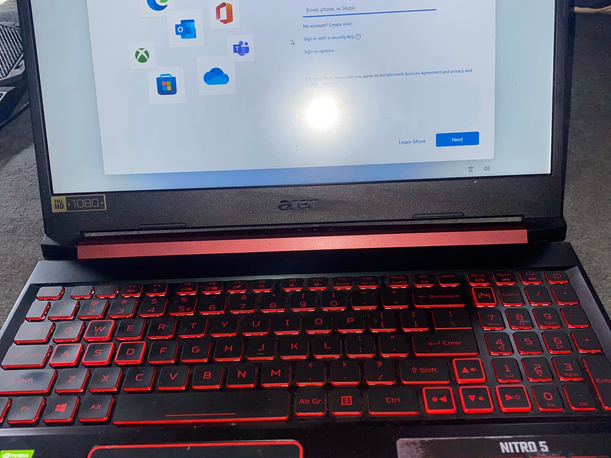 Acer nitro 5 an515-54 budget gaming laptop