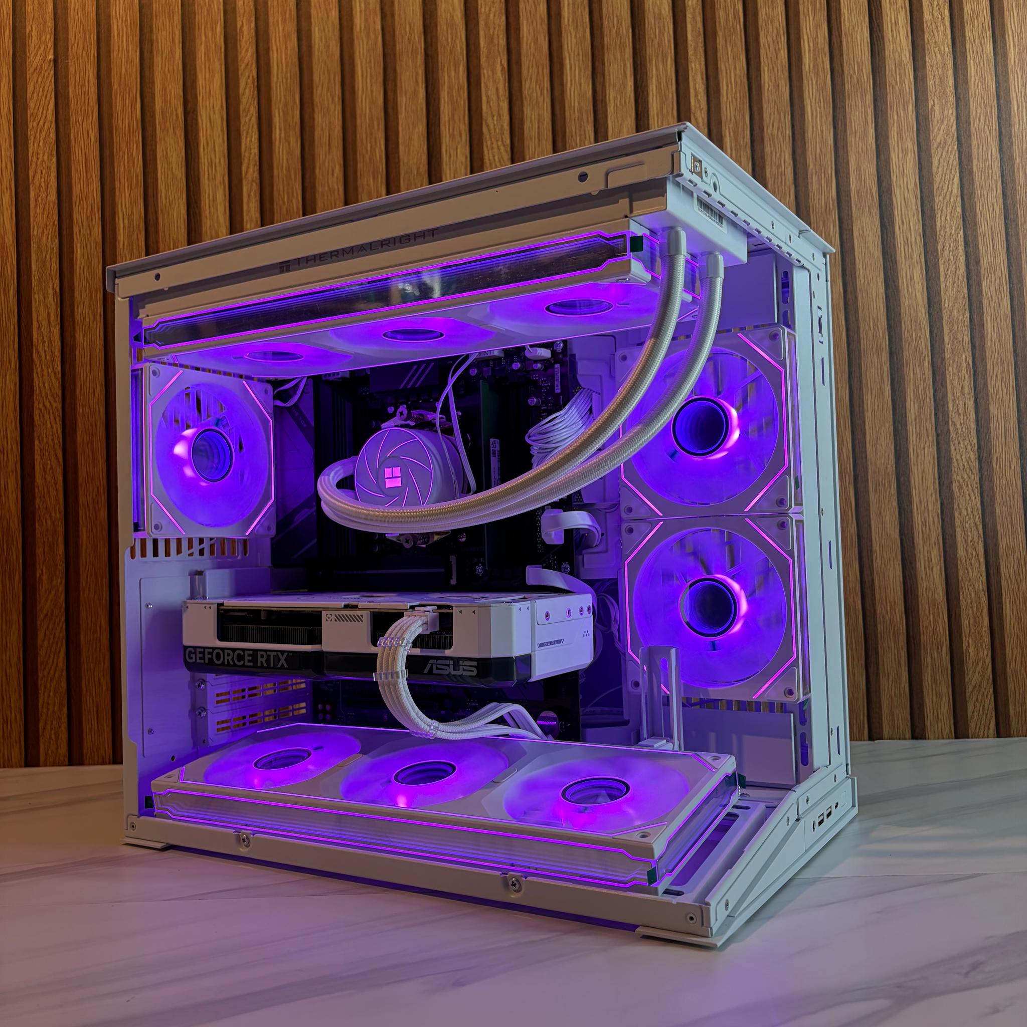 RTX 4070 | RYZEN 5 9600X | 16GB DDR5 | 2TB NVME | 650W | 360MM AIO | Windows 11 pro