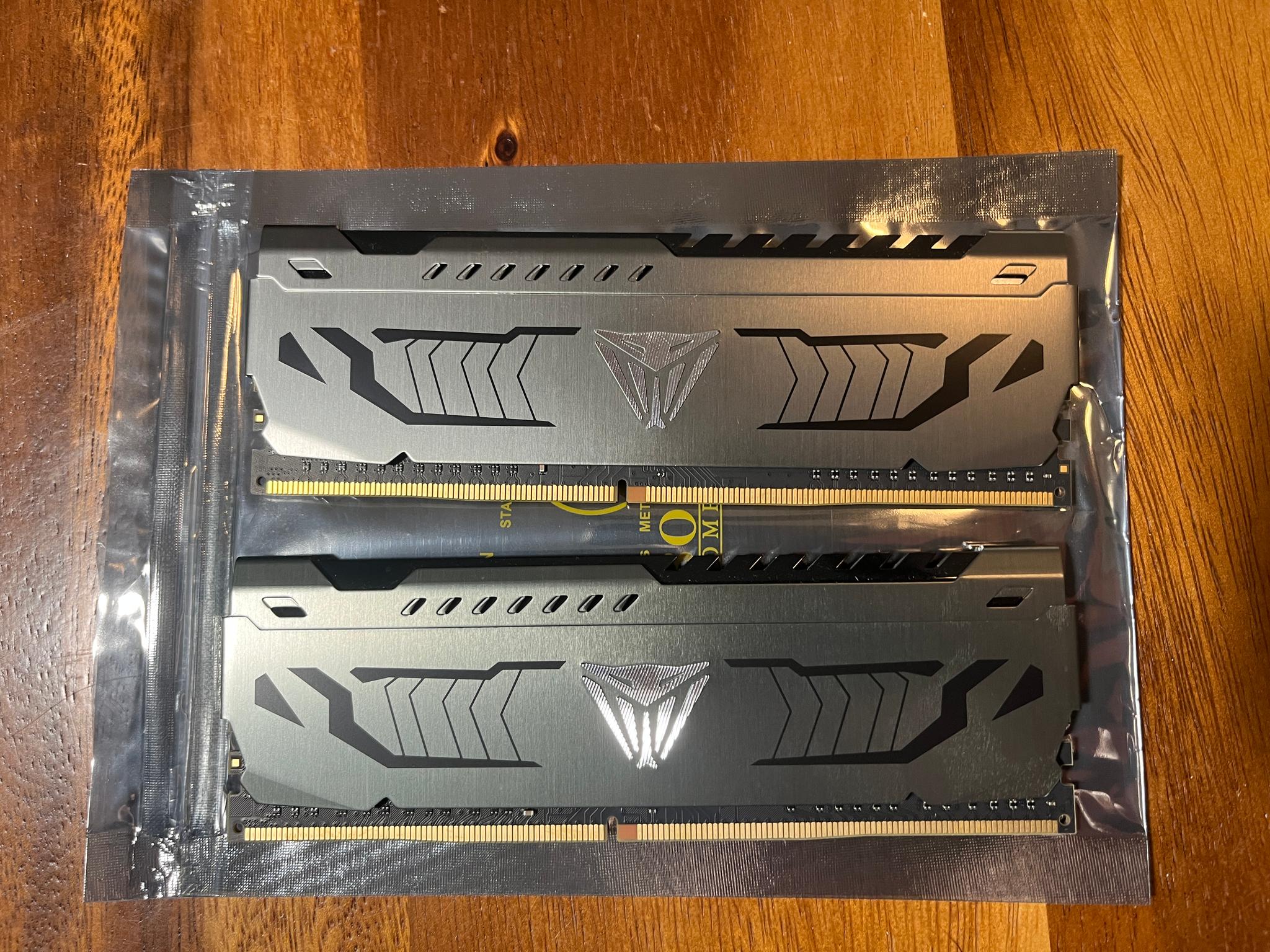 Patriot Viper Steel DDR4 16GB (2x8) 3000MHz CL16 - PVS48G300C6