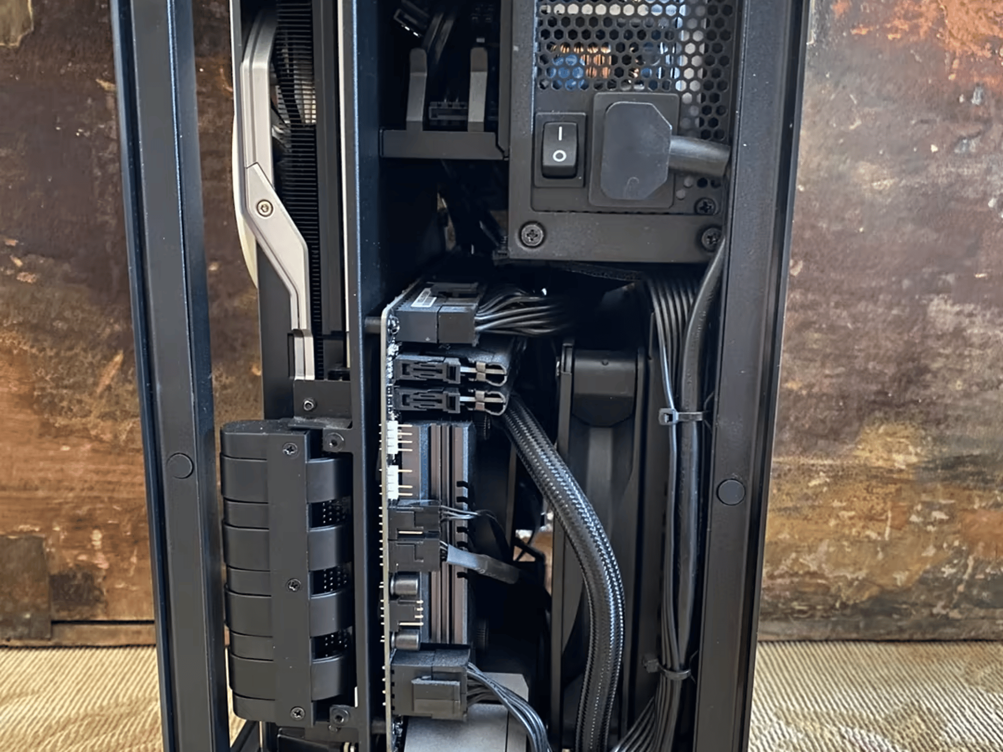 Custom ITX Build - H1 - ROG Z390i  - i9-9900K - 2070 Super FE - 16GB RAM - 1TB m.2 SSD -