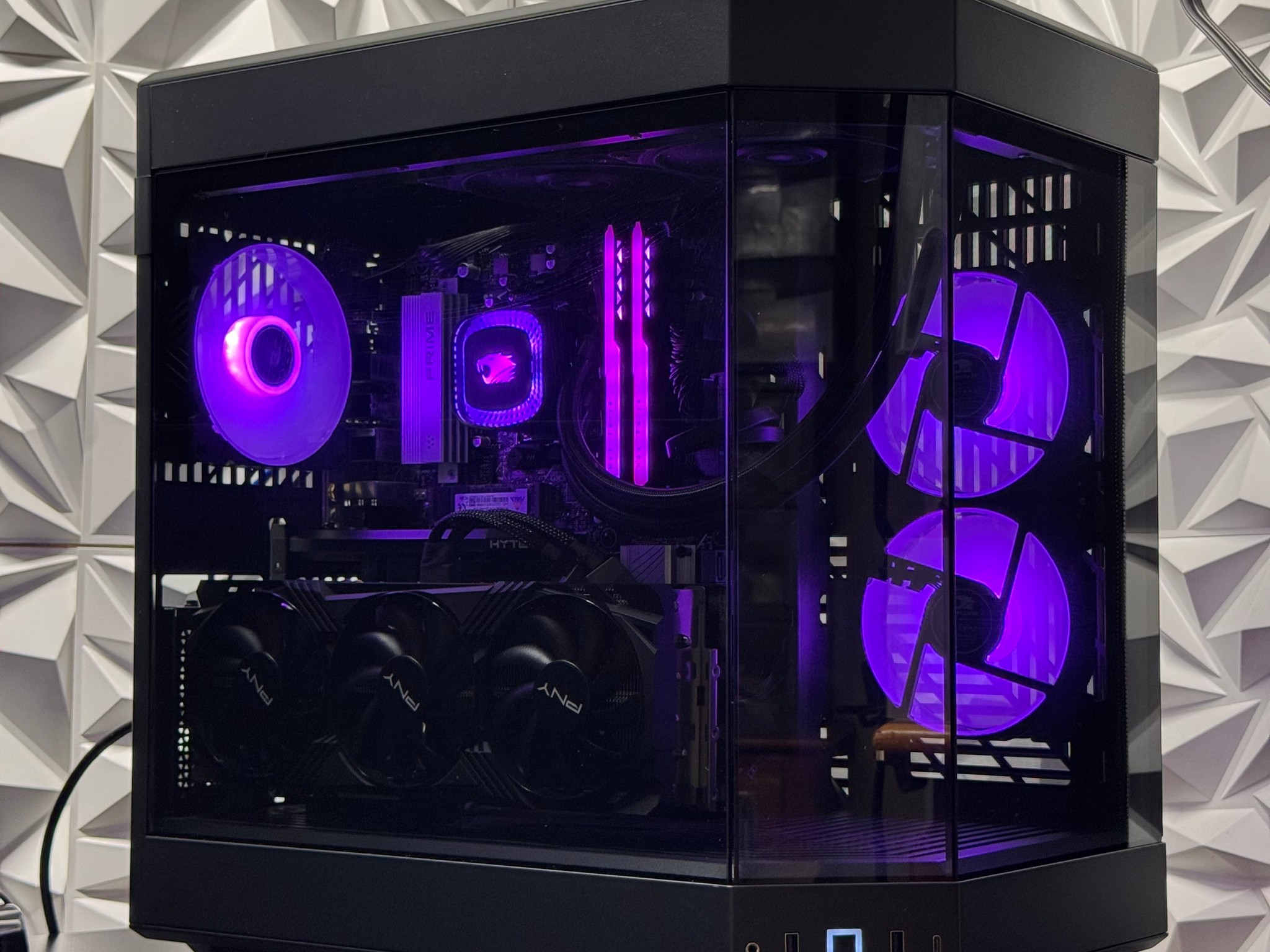 RTX 4070 Ti / Ryzen 9 7900x / 32GB DDR5 Ram / 1TB SSD / streaming pc / Creator pc / Gaming pc /