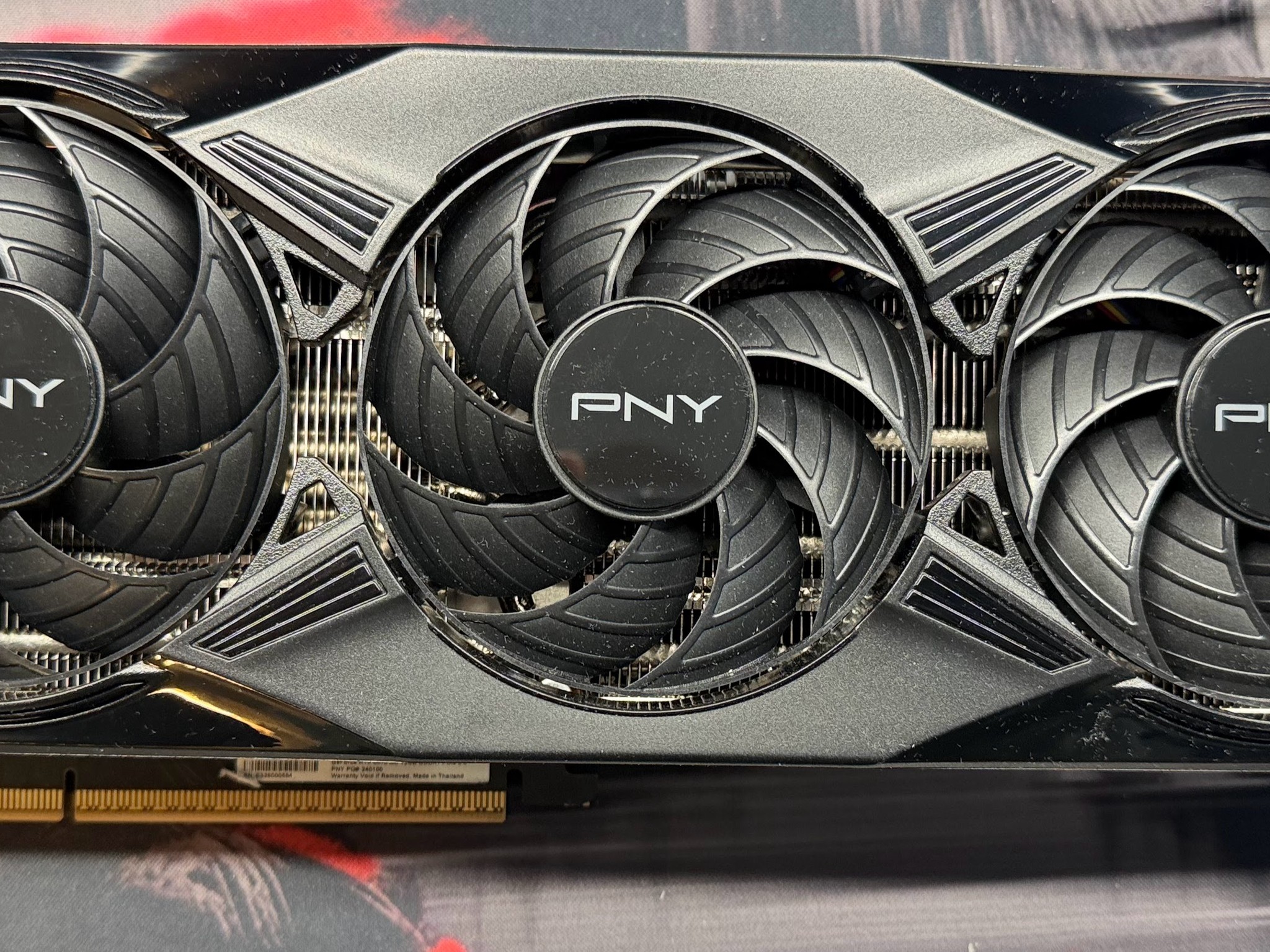 PNY GeForce RTX 5070 Overclocked Triple Fan