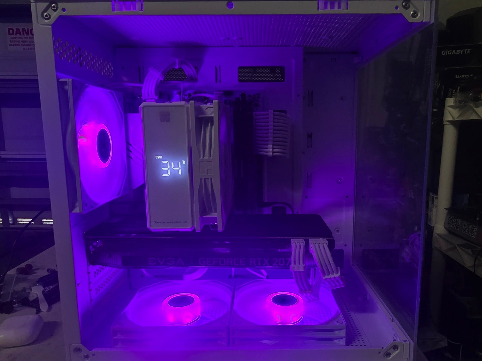💎 RGB Gaming PC – RTX 2070 8GB | Ryzen 7 8-Core | 16GB RAM | SSD | 1440p Ready