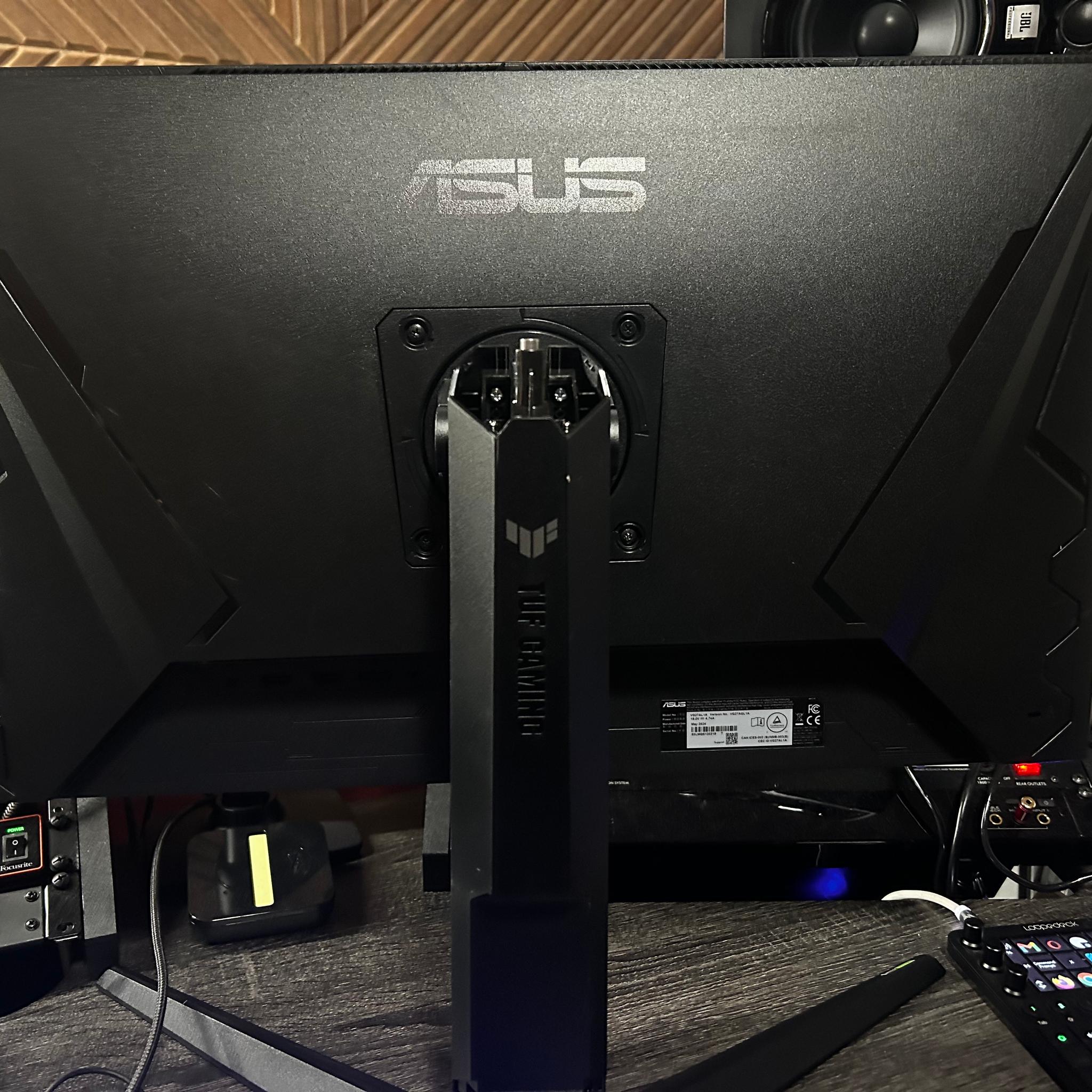 ASUS TUF 27" (170hz) 2K Resolution (2560 x 1440) Extreme Low Motion Blur, HDR400 Gaming Monitor