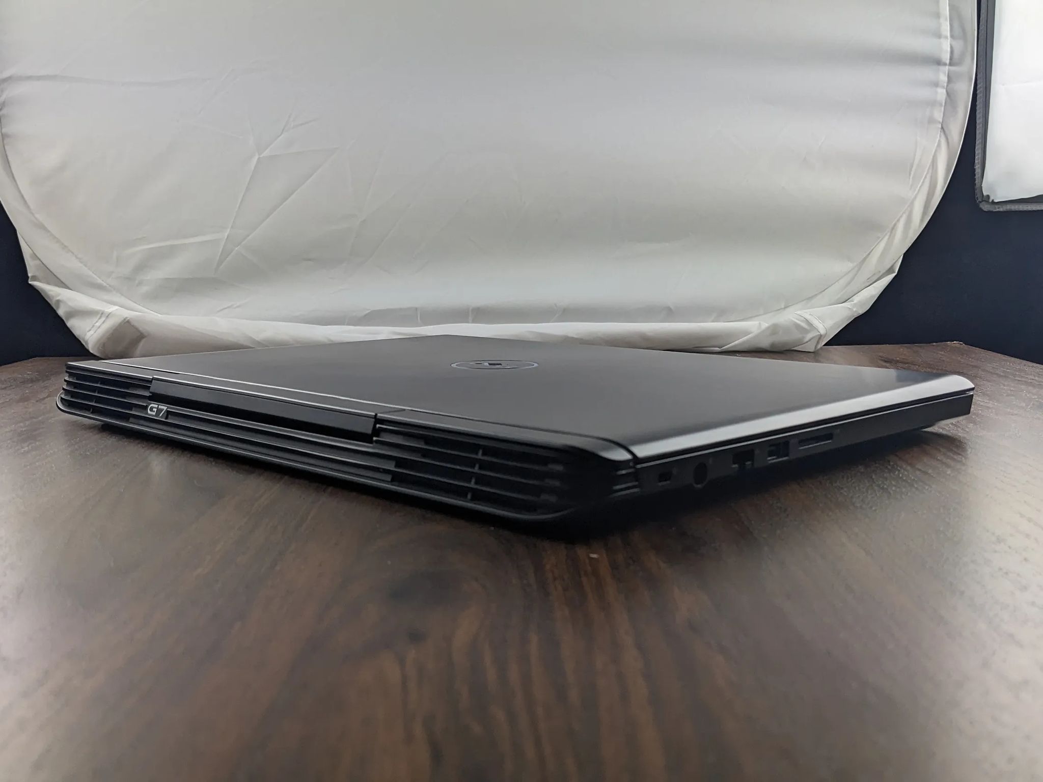 Dell G7 15.6" GTX 1060 MaxQ i7-8750H 16GB 2666mhz 1TBNVMe. Gaming Laptop