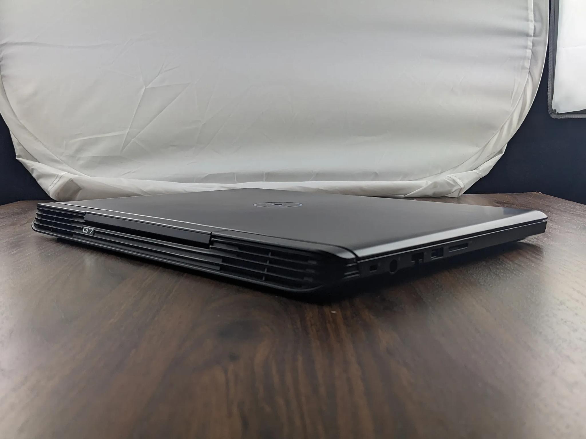 Dell G7 15.6" GTX 1060 MaxQ i7-8750H 16GB 2666mhz 1TBNVMe. Gaming Laptop
