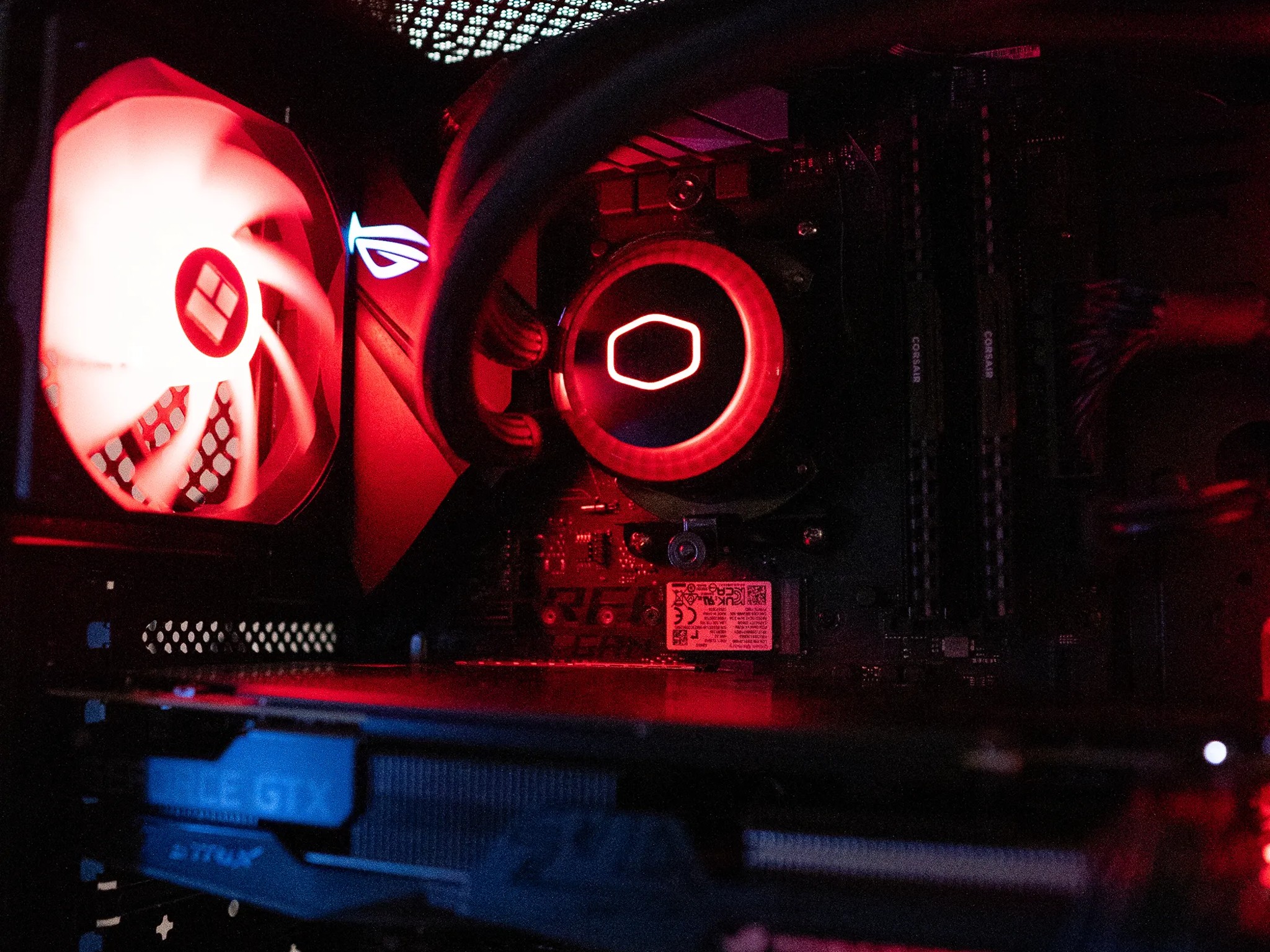 🩸⚫ | GTX 1660 Ti | RYZEN 7 2700X | 16GB DDR4 RAM | 256GB NVME SSD + 1TB HDD | Ruby Rocket 4.0