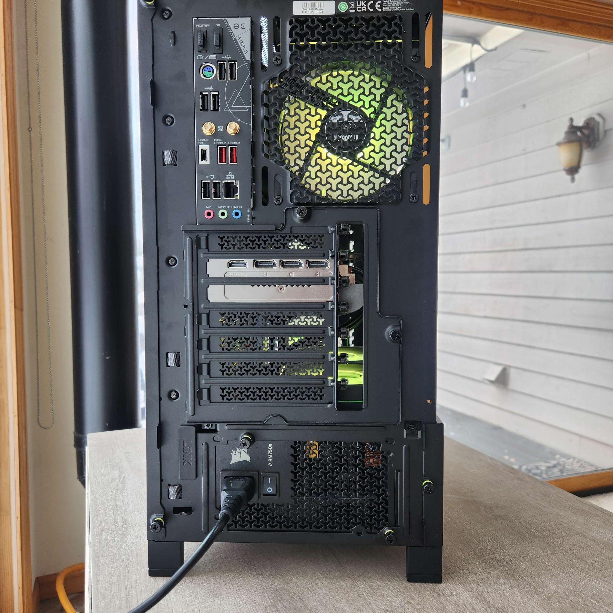🍀RTX 5070 | Ryzen 7 7700X | 32GB DDR5 | 2TB NVMe | WiFi | Windows 11