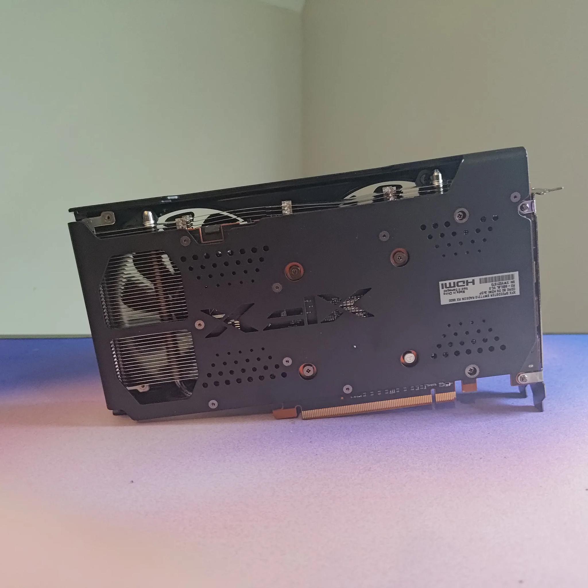 XFX Speedster SWFT 210 RX 6600
