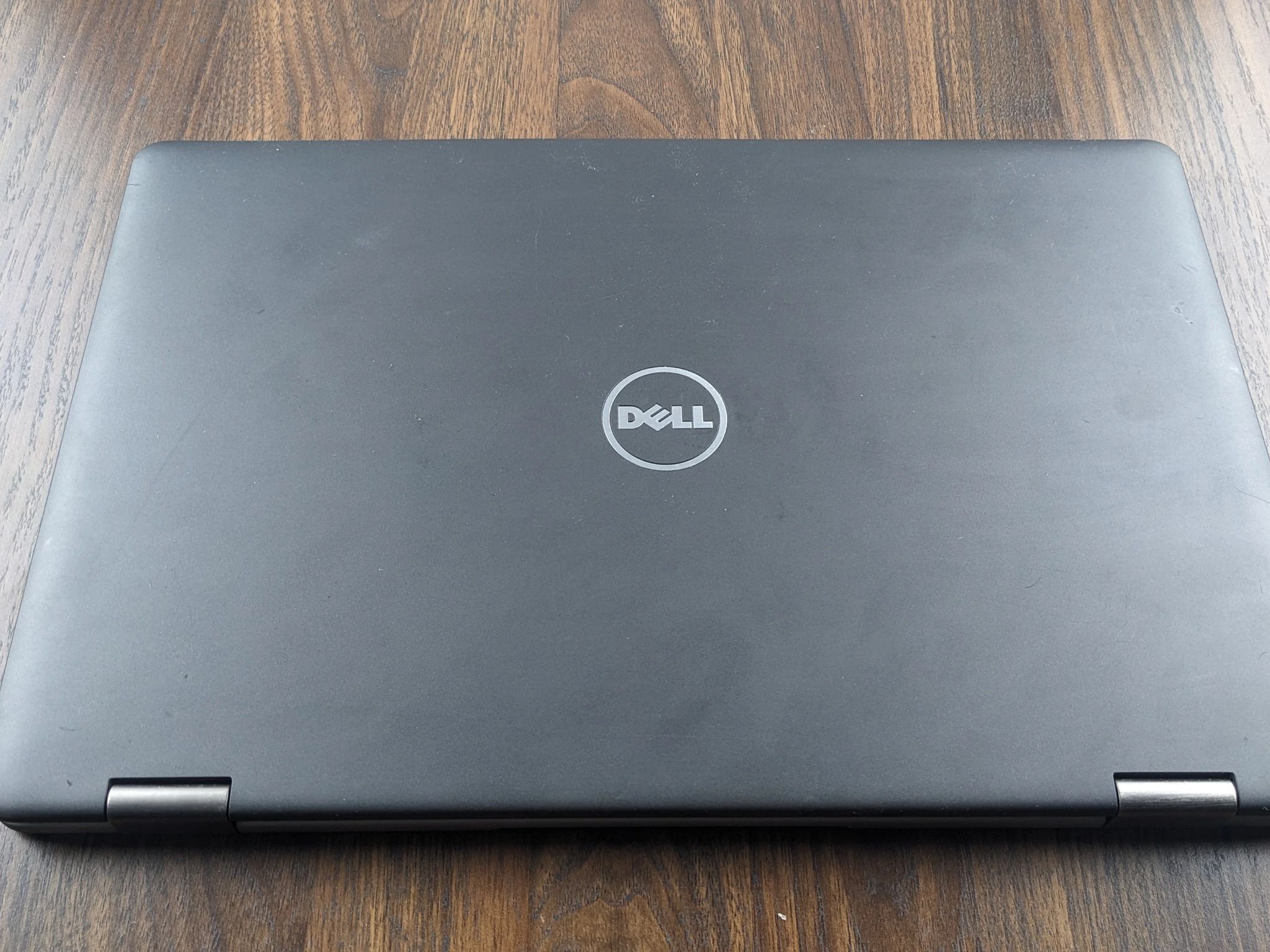 15.6" Dell Insperion 7558 2 in 1, i7-5500u, 8GB Ram, 240GB SSD