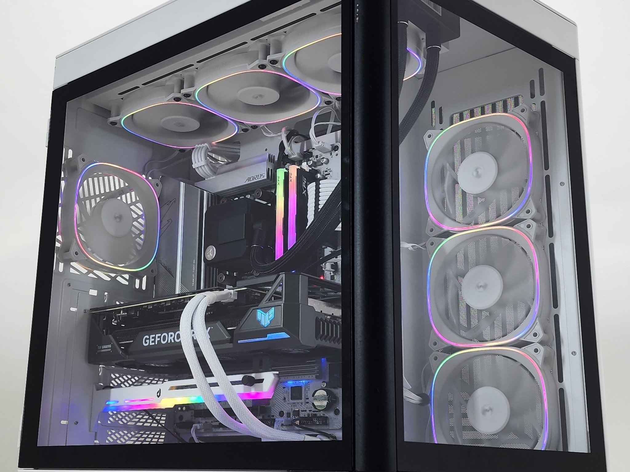 Gaming PC Ryzen 7 7800X3D 32GB RAM 1TB SSD RTX 4070 Ti 12GB Windows 11 PC