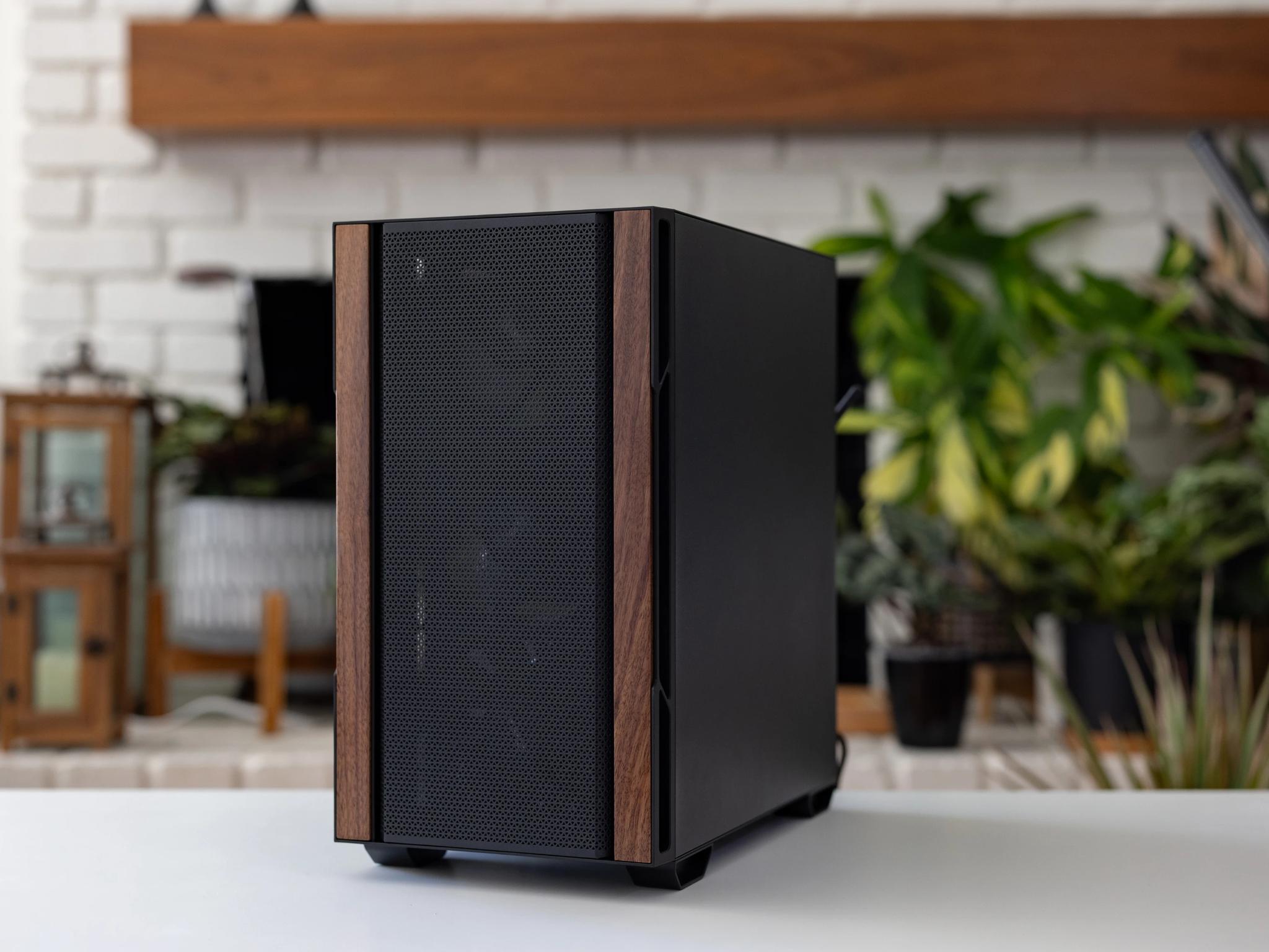 RX 6700 10GB, Ryzen 5 3600, 16GB DDR4, 1TB NVMe, WiFi, Blackout Gaming PC