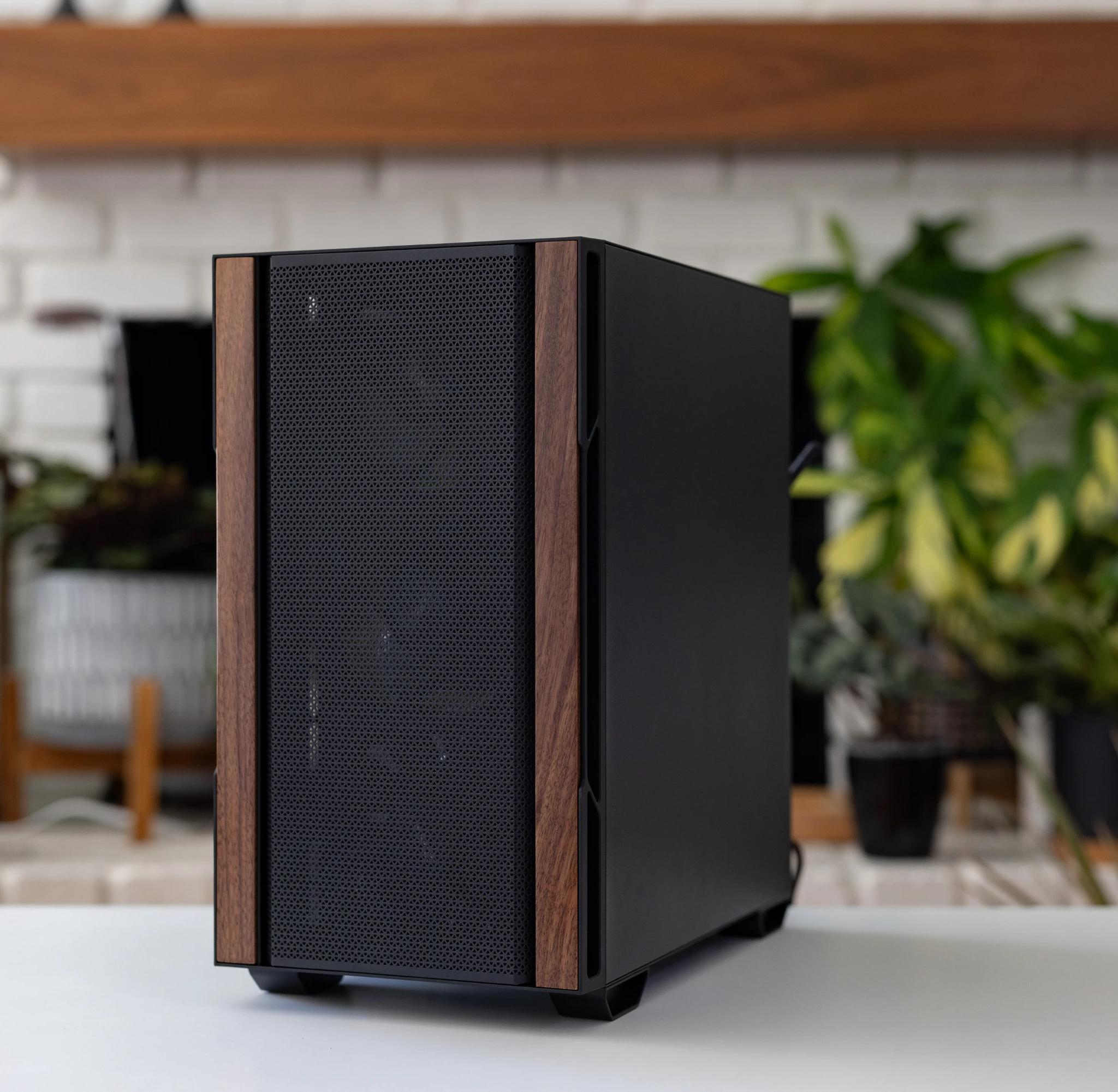 RX 6700 10GB, Ryzen 5 3600, 16GB DDR4, 1TB NVMe, WiFi, Blackout Gaming PC