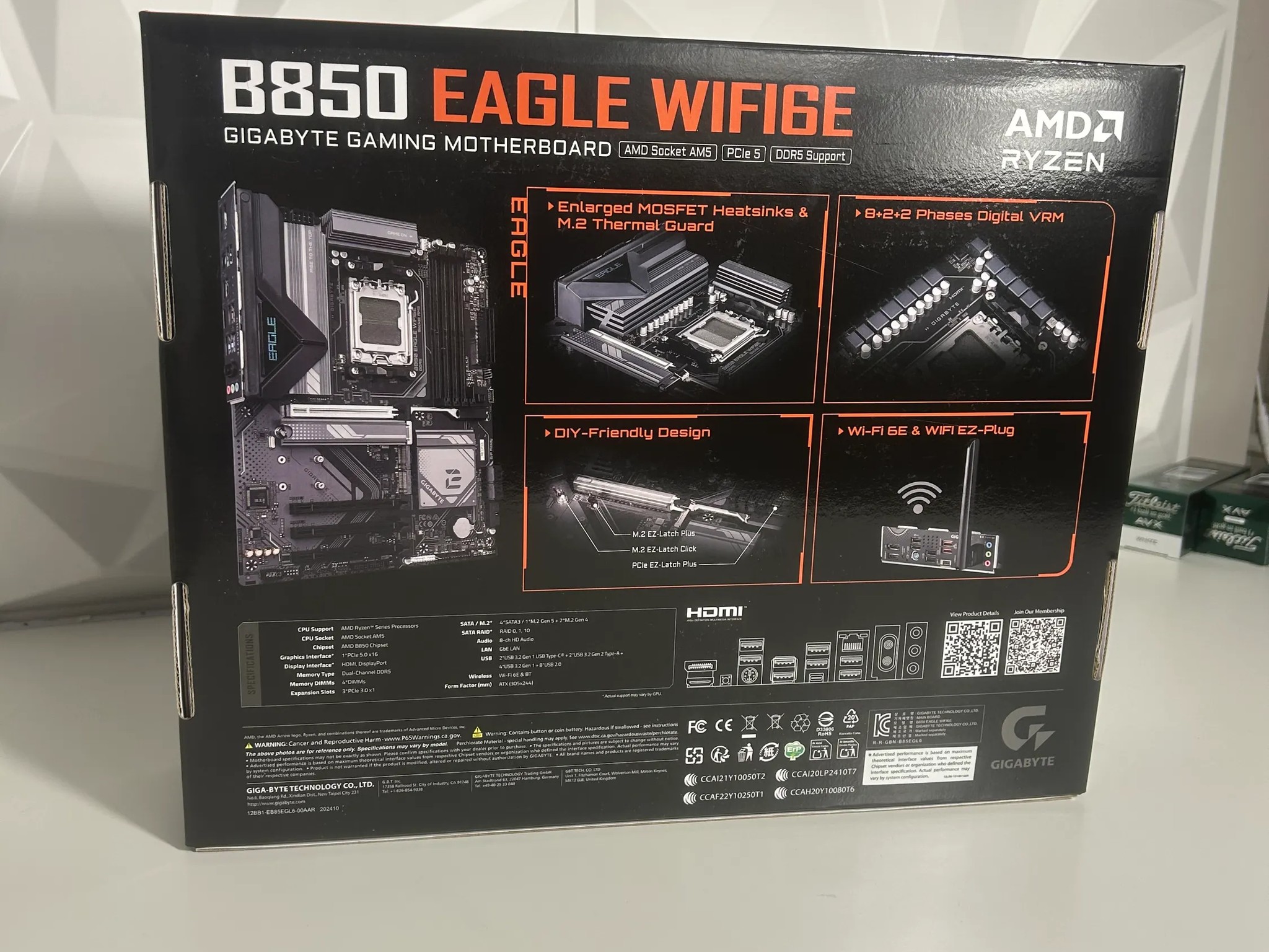 Gigabyte EAGLE OC B850 Gaming Motherboard - Wi-Fi 6E