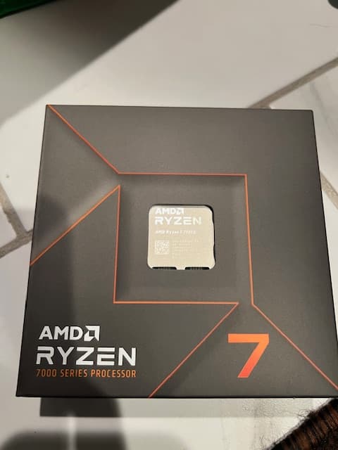 AMD Ryzen™ 7 7700X 8-Core, 16-Thread Unlocked Desktop Processor AM5