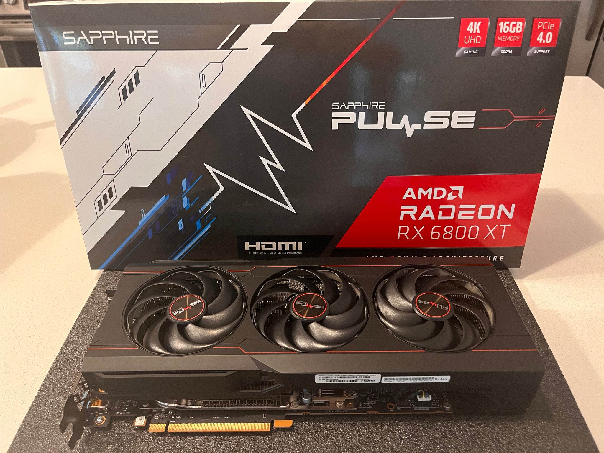 美品 高性能 SAPPHIRE PULSE Radeon RX 6800 XT Sapphire Pulse AMD Radeon RX 6800 XT 16GB GDDR6 | Jawa