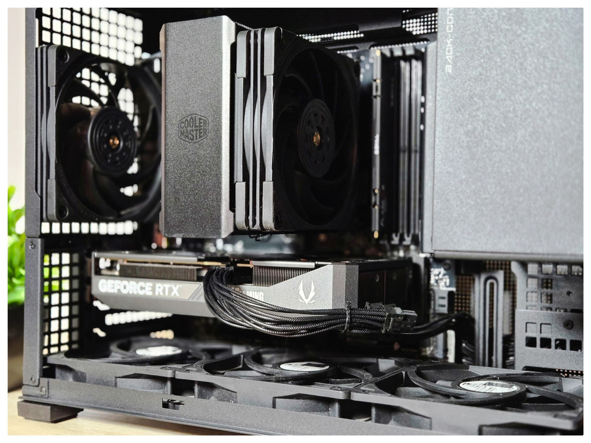 Ryzen 5 7500X3D | RTX 5060 Ti 8GB | Blackout Gaming PC