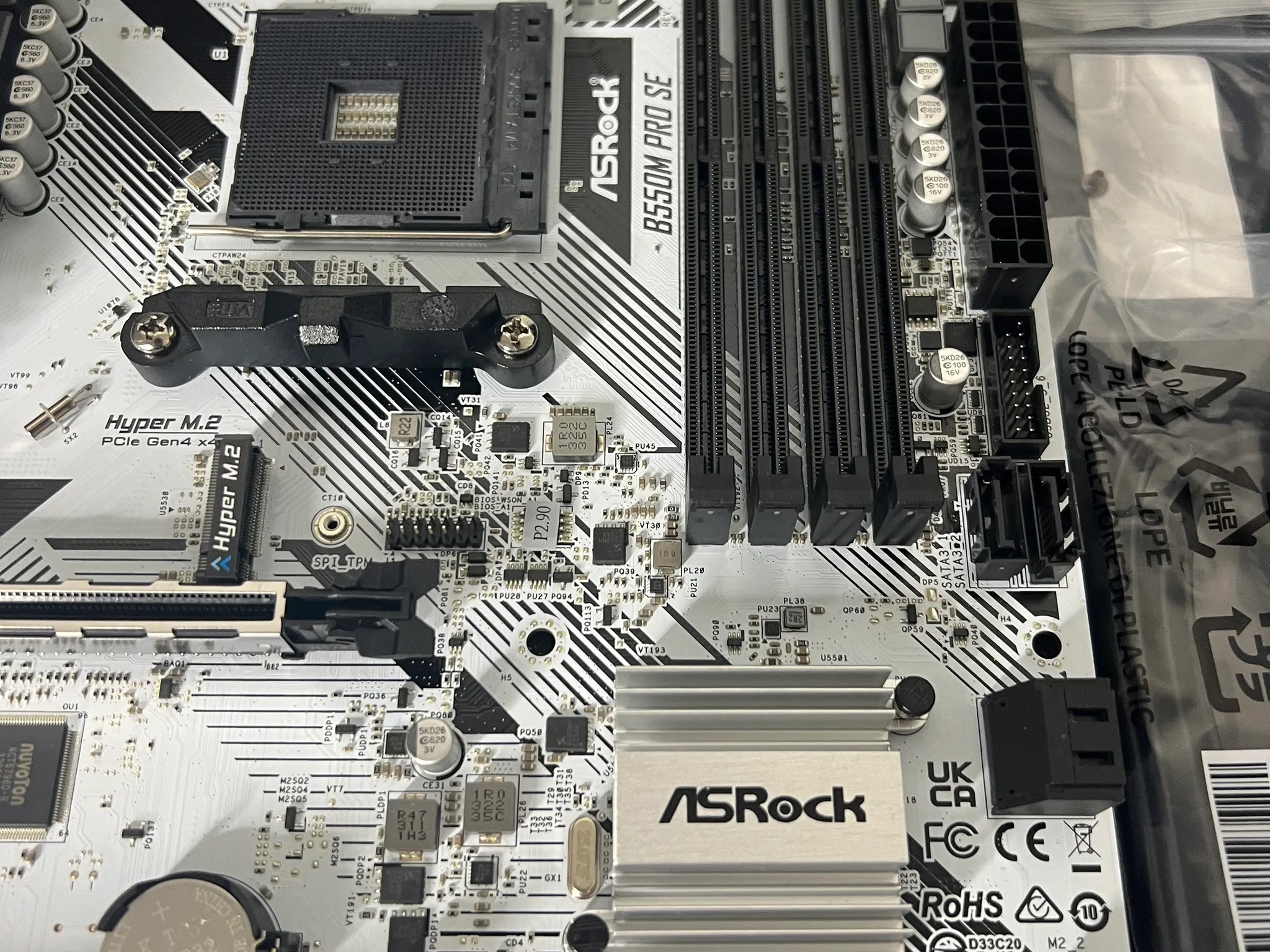 ASRock B550M Pro SE AMD AM4 microATX Motherboard