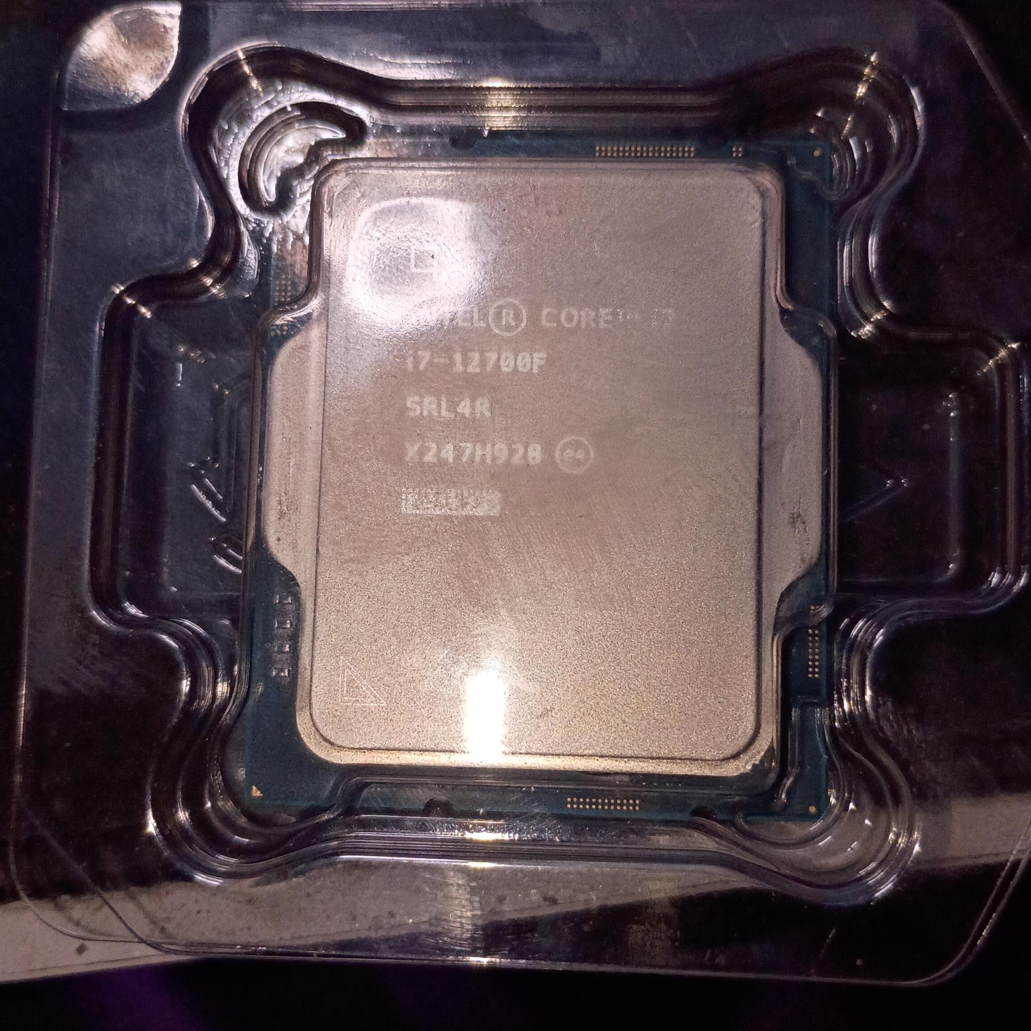 Intel Core i7-12700F