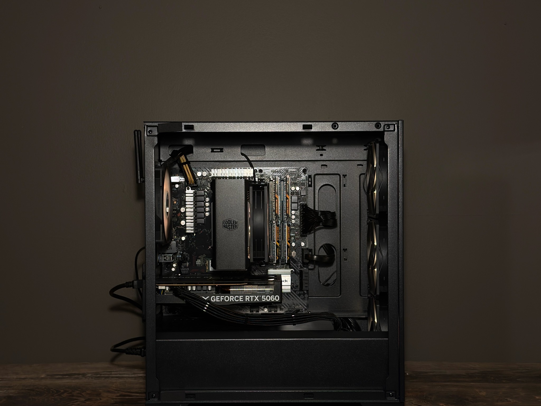 Gaming PC | RTX 5060 | Ryzen 5 5500