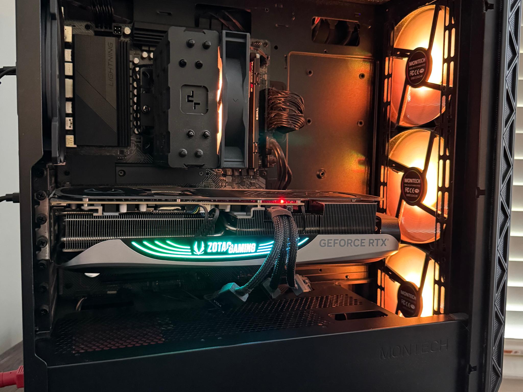 🔥TOP-TIER PC🔥 RTX 4090, Ryzen 9 7950X3D, 32GB DDR5 6000Mhz, 1TB NVMe