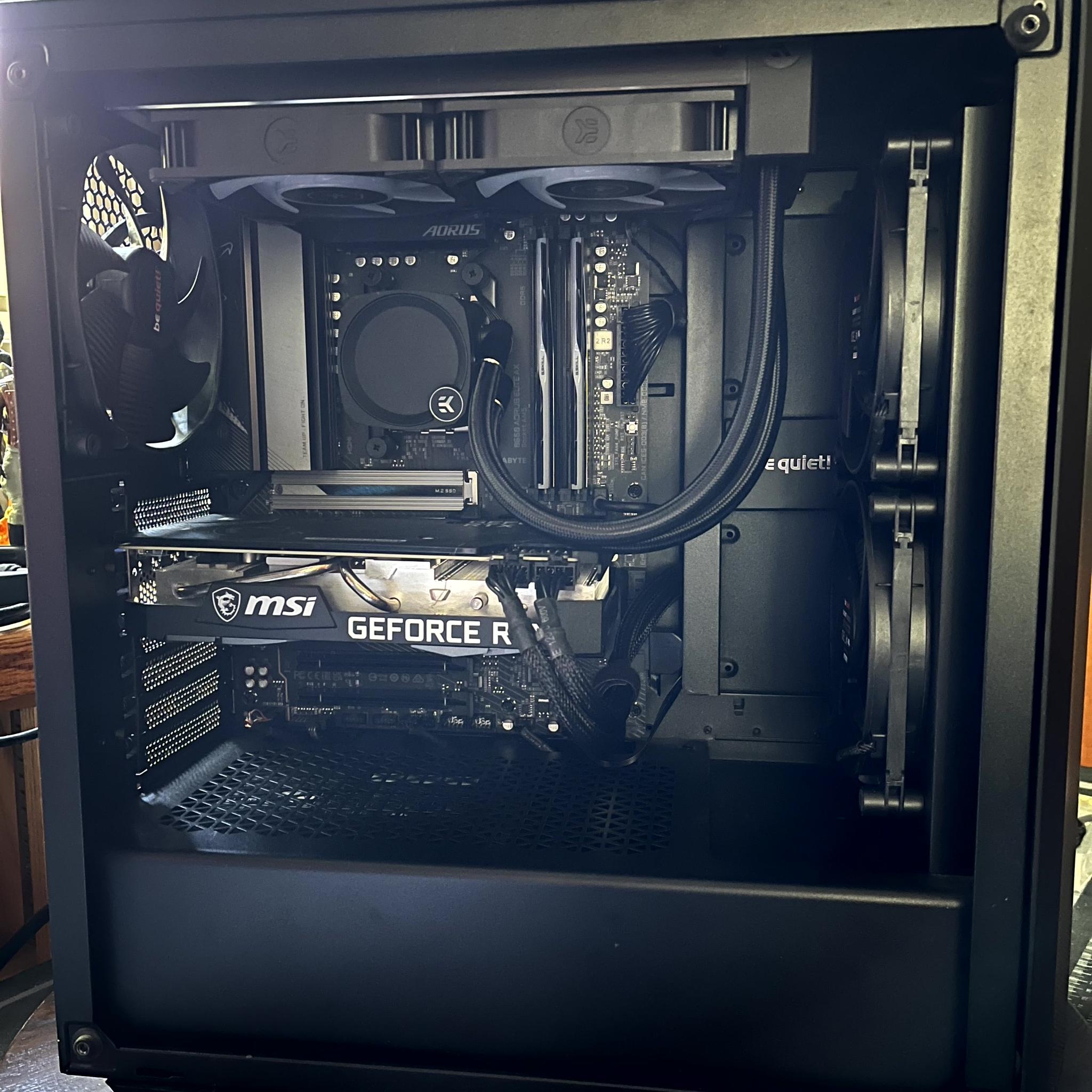 Ryzn 5 7600X RTX 3070 DDR5 RAM 32G @ 6000MT/s