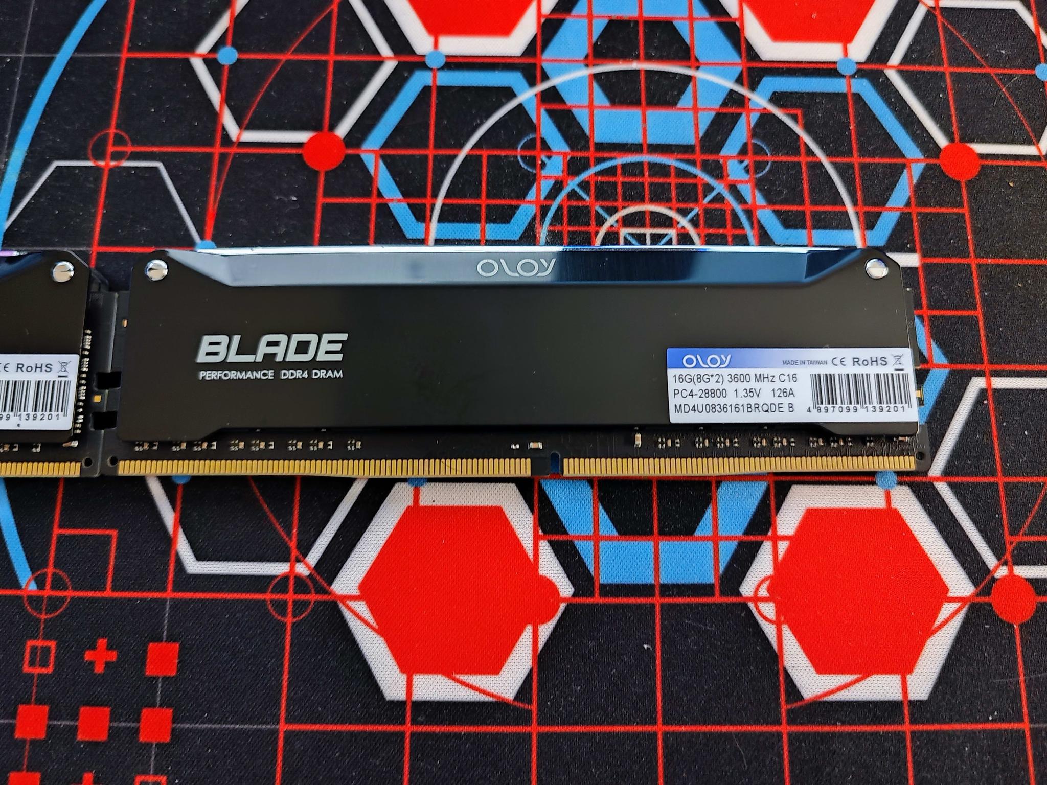 Oloy Blade 2x8GB 3600MHz CL16 DDR4 Ram