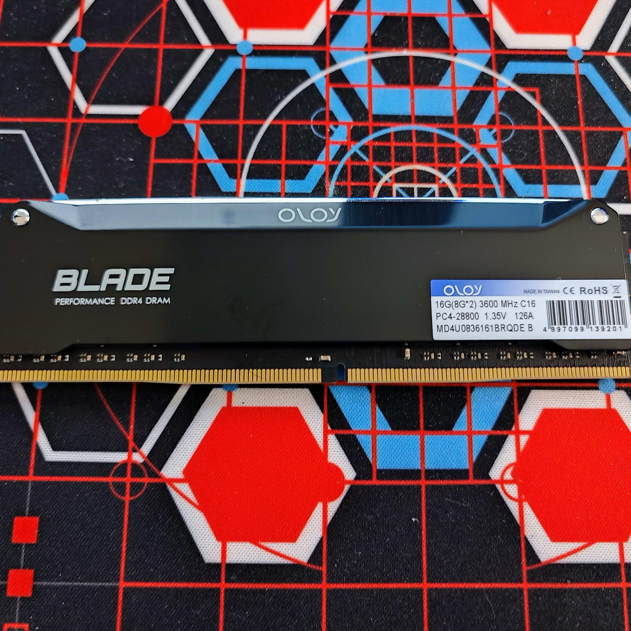 Oloy Blade 2x8GB 3600MHz CL16 DDR4 Ram