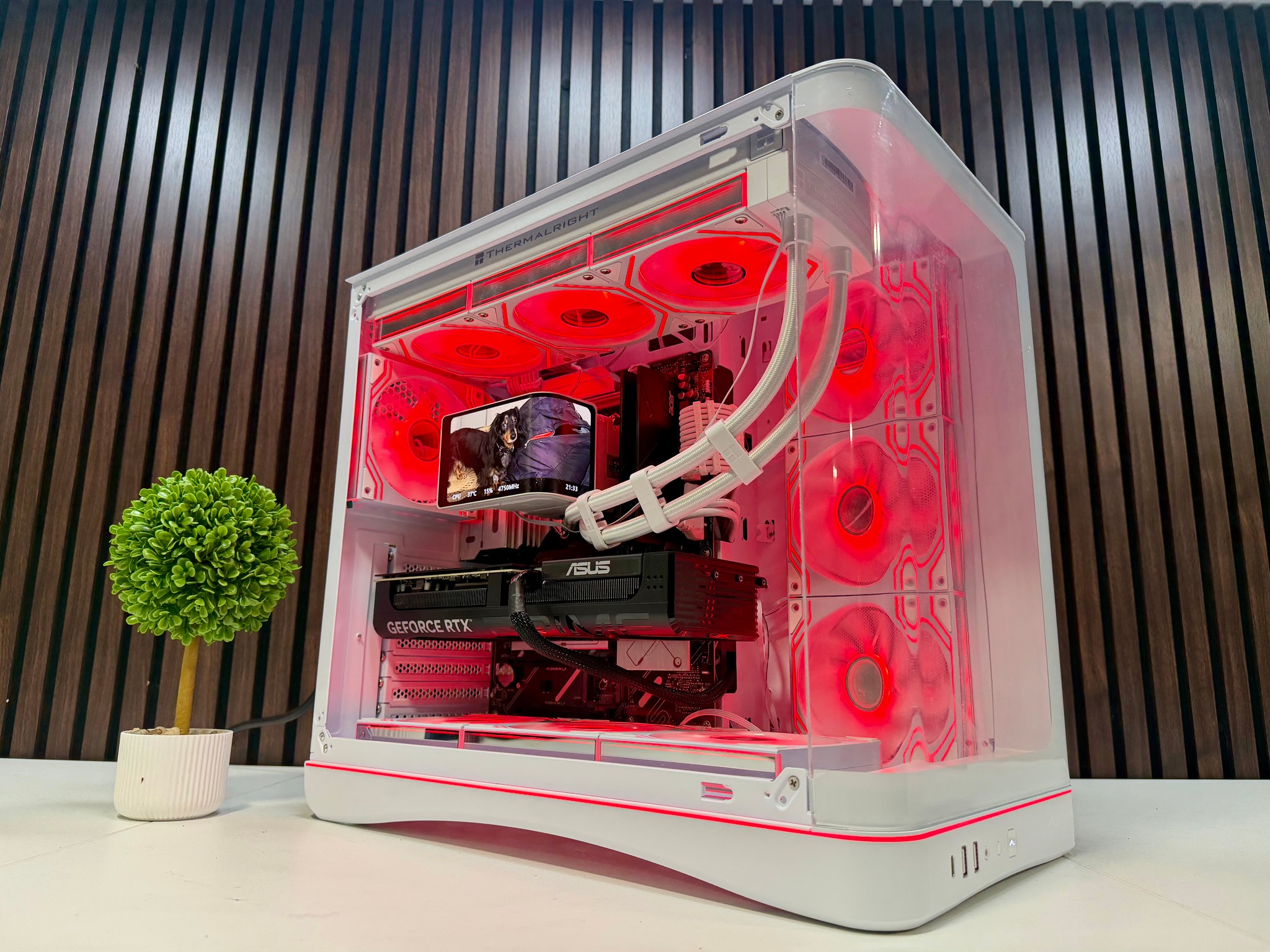 RTX 5080 | Ryzen 9800X3D | 32GB DDR5 | 2TB M.2 | 1000 Watt Gold PSU | LCD AIO
