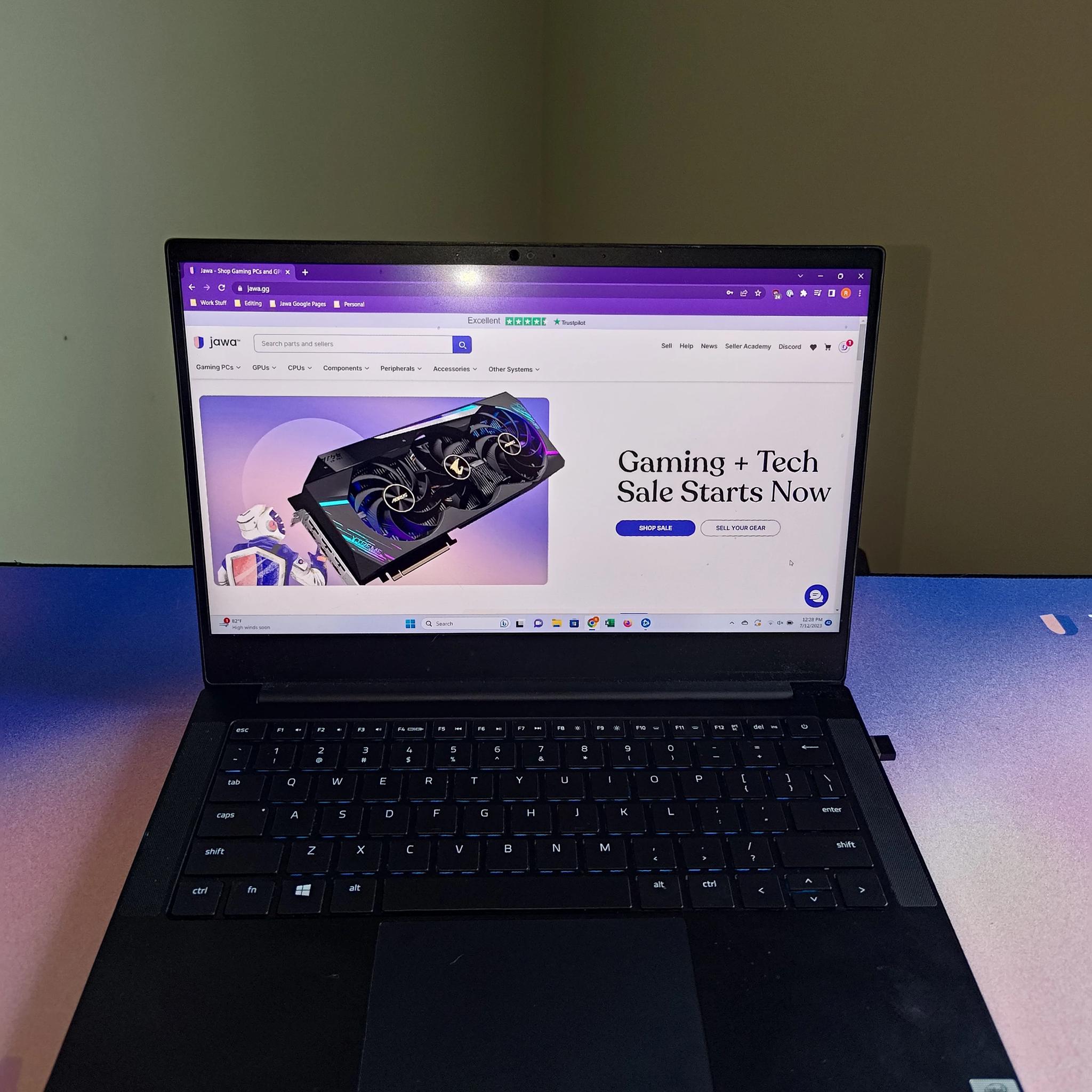 Razer Blade Stealth 13 2020 Ultralight Laptop i7 1065G7 | GTX 1650Ti | 1TB SSD | 16GB Ram