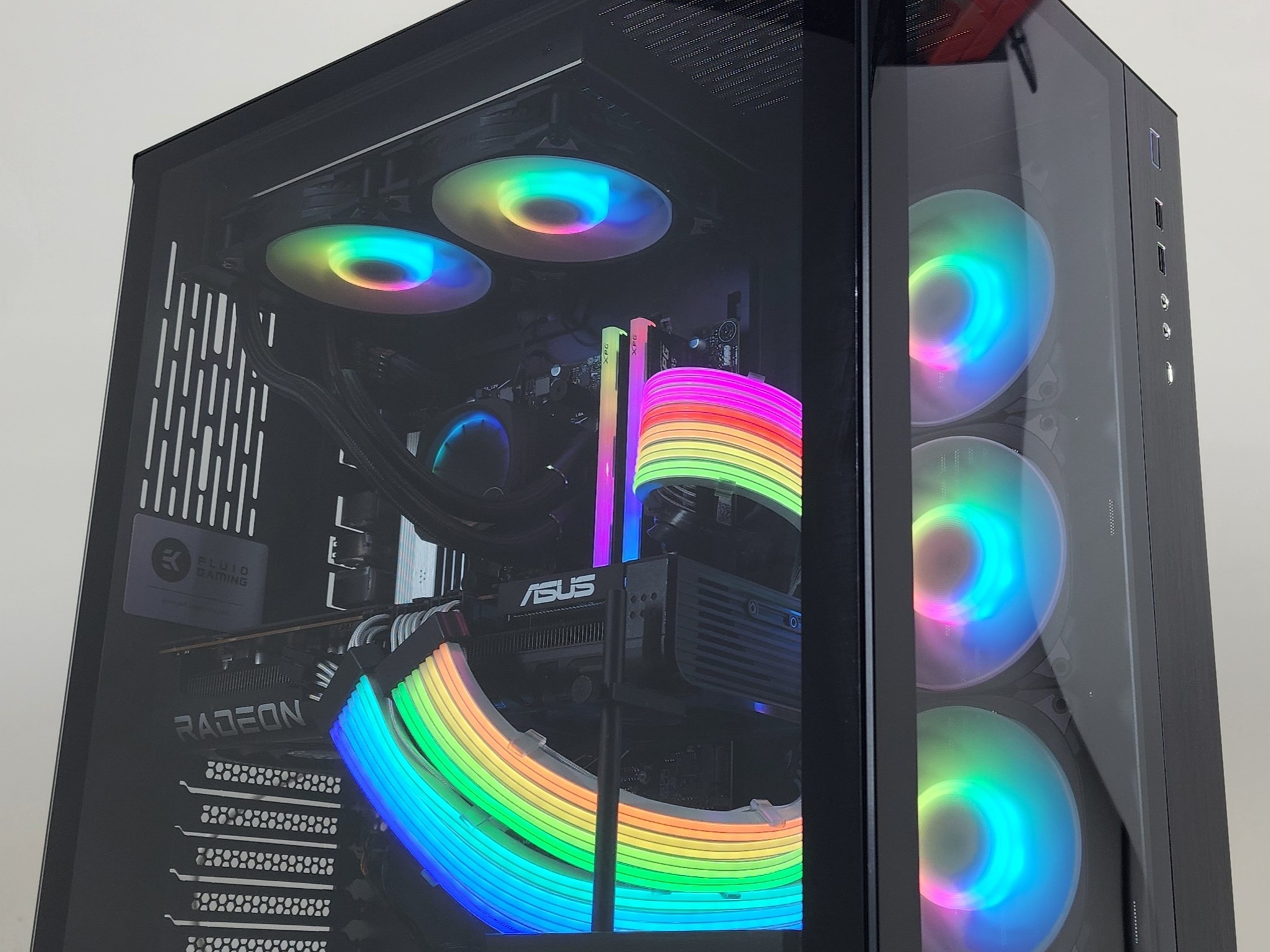 Gaming PC Ryzen 7 7700X 32GB RAM 1TB SSD RX 9070 XT 16GB Windows 11 Computer