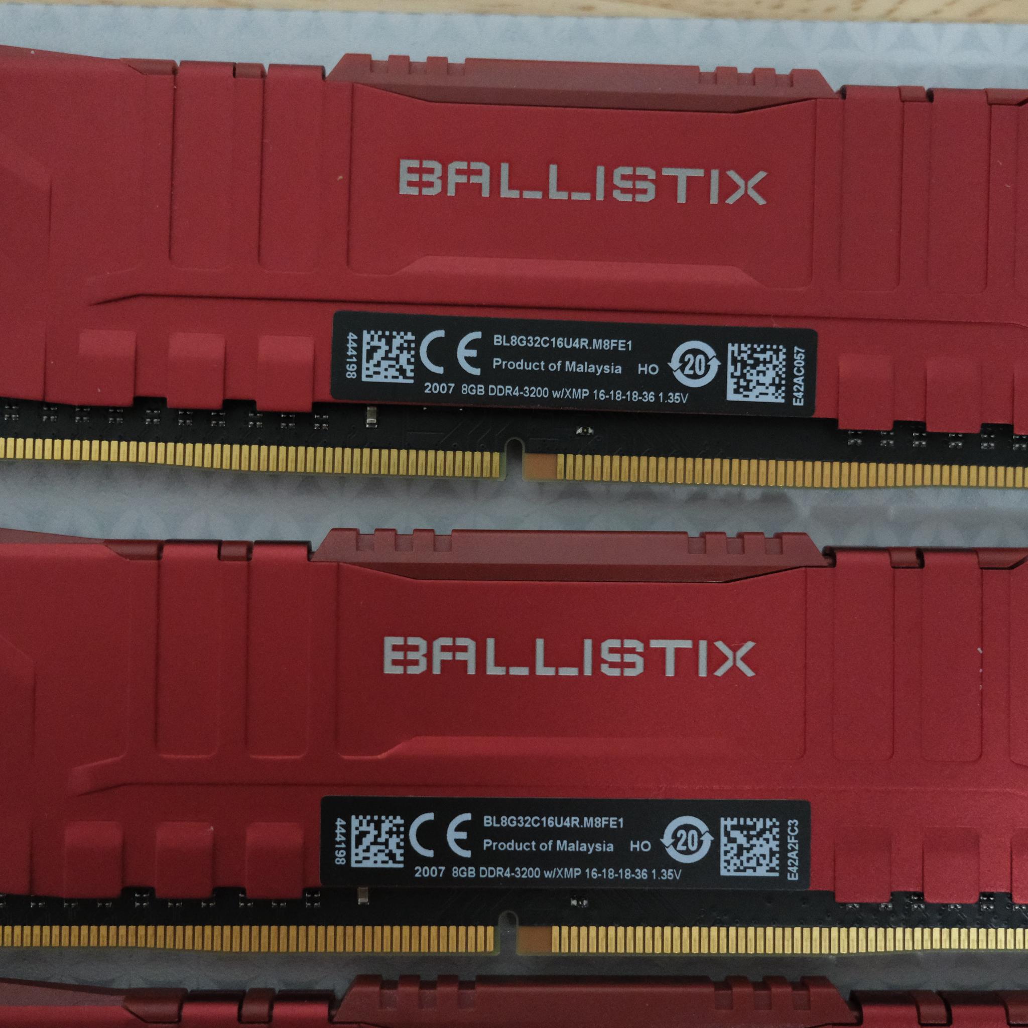 32 GB DDR4 Crucial Ballistix 3200MHz