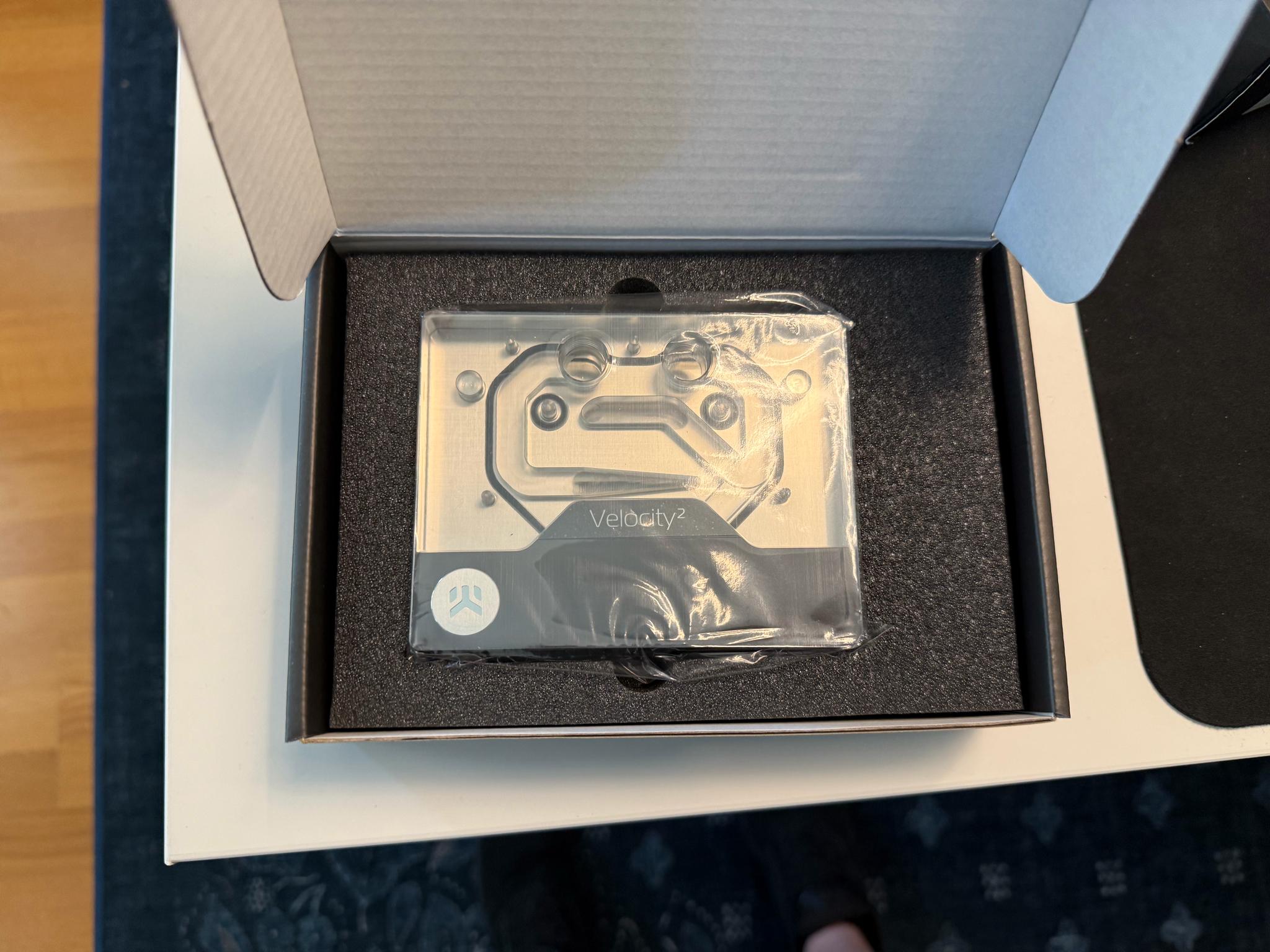 NIB | AMD Ryzen 7 5800x3D | 8 Core, 16 Thread | 4.5Ghz Boost, 3.4 GHz Base w/ EKWB Water Block