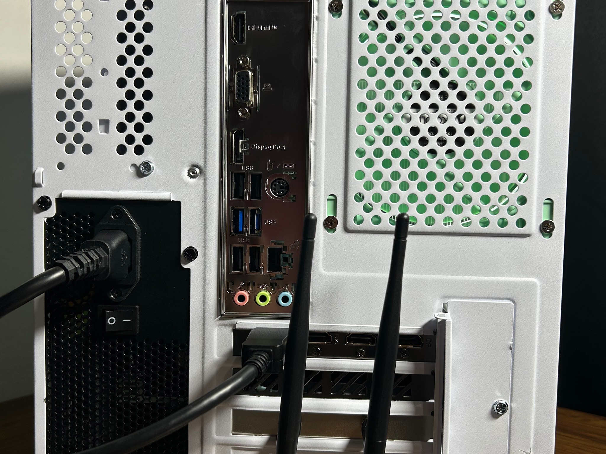 🐢🦖🌿Bulbasaur🌿🐢🦖 White Gaming PC (RTX 4060)